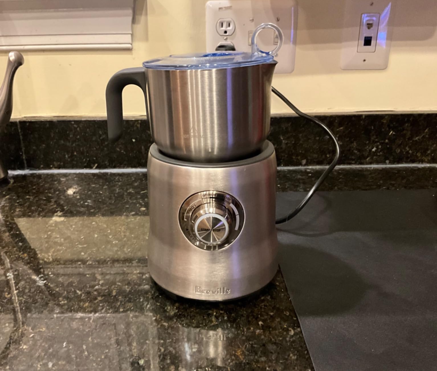 Breville BMF600XL Milk Café Frothe, Brushed Stainless Steel customer photo 1