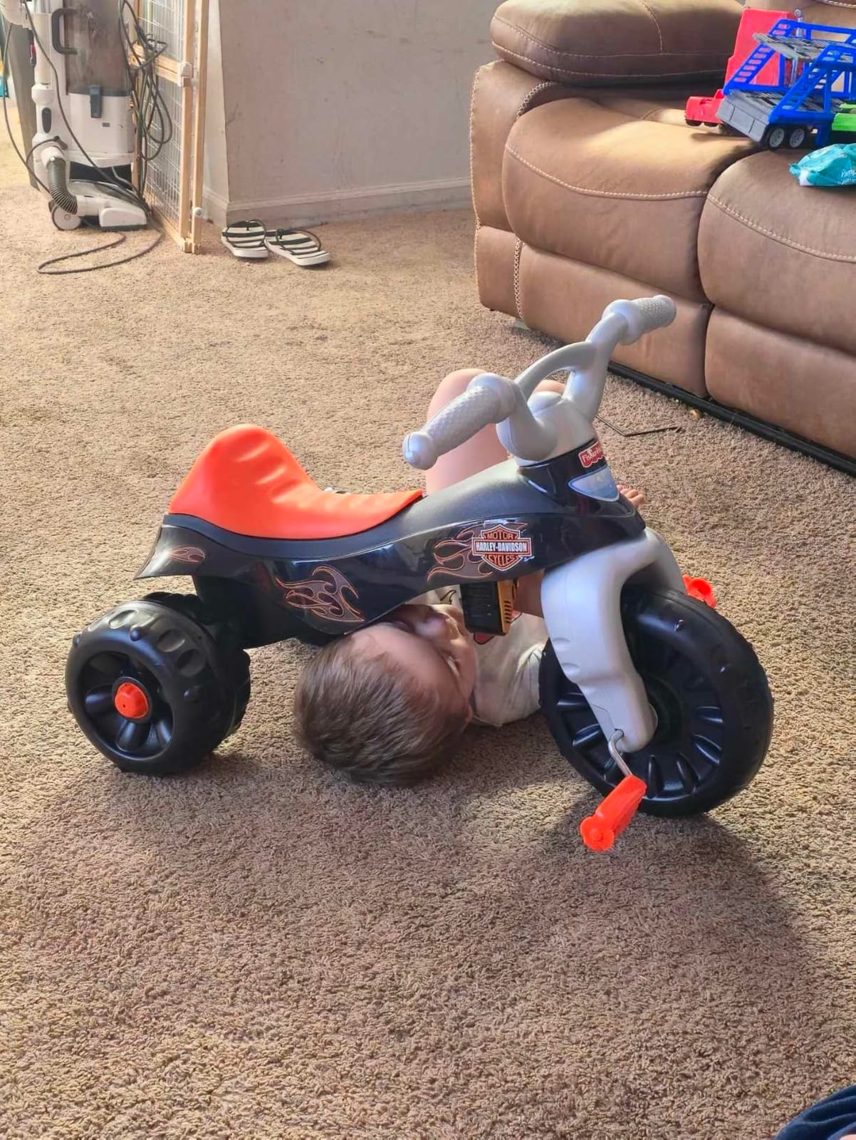 Fisher-Price Harley-Davidson Tough Trike Toddler Toy, Max 55 lb customer photo 1