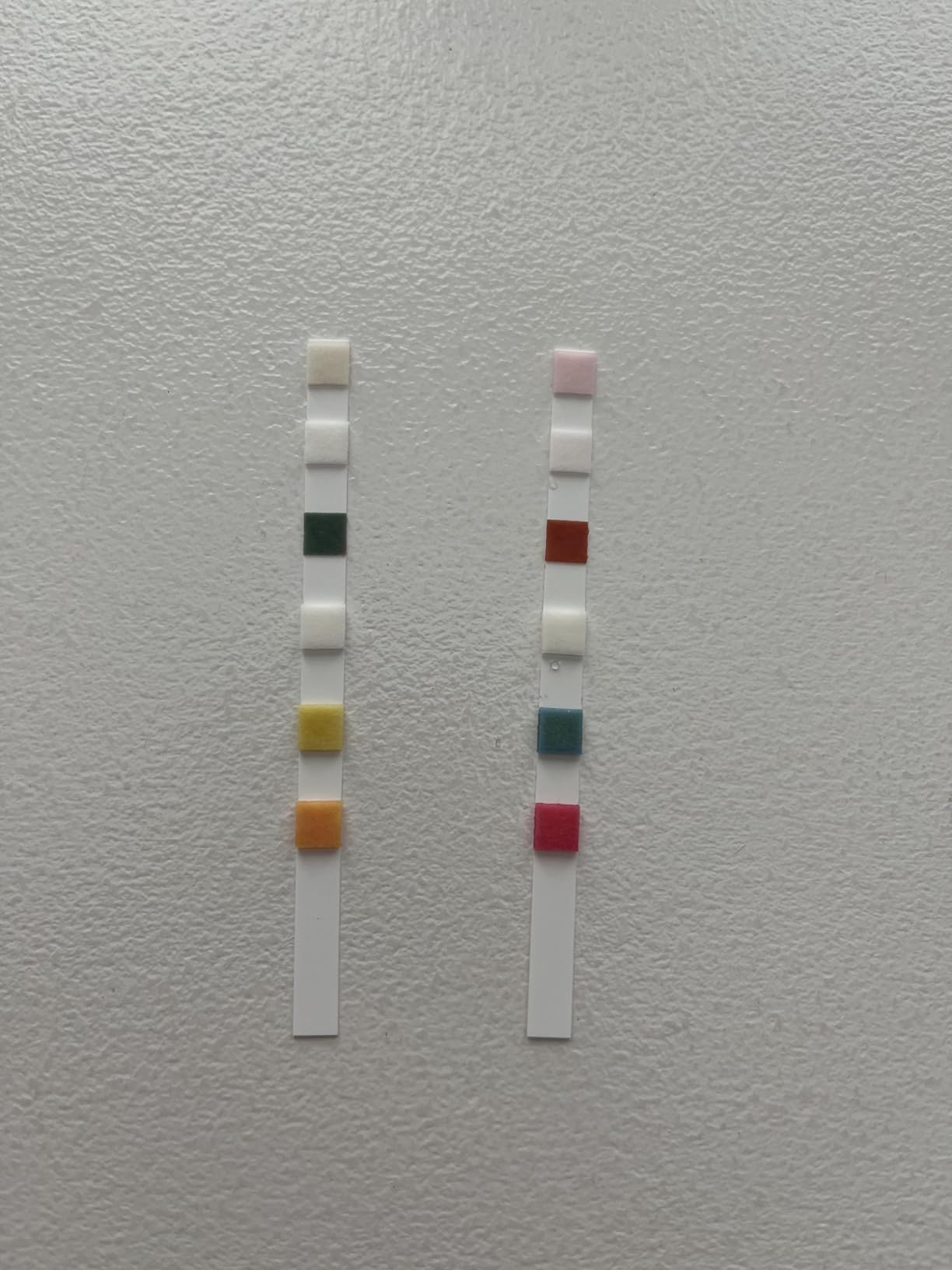 Tetra EasyStrips 6-in-1 Aquarium Water Test Strips, 25 Count customer photo 1