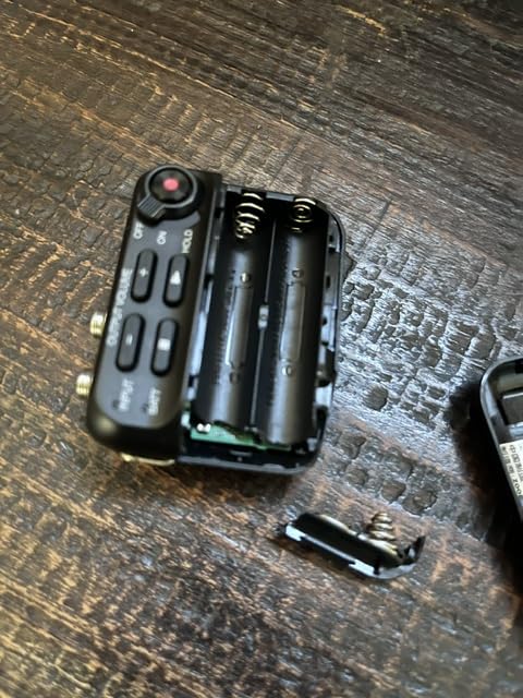 Zoom F2 Lavalier Recorder for Weddings, Filmmaking & Content Creators customer photo 1