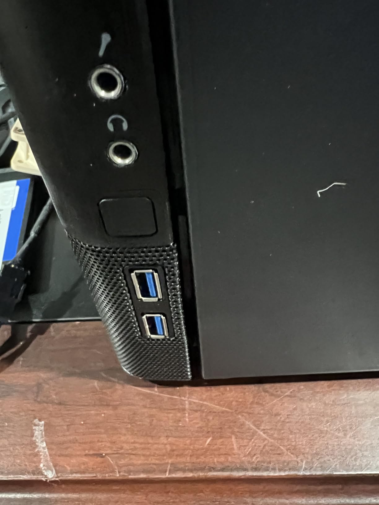 Fractal Design Node 804 - Black - Cube Compact Computer Case - mATX - High Airflow - Modular Interior - 3X Fractal Design Silent R2 120mm Fans Included - USB 3.0 -Window Side Panel customer photo 1