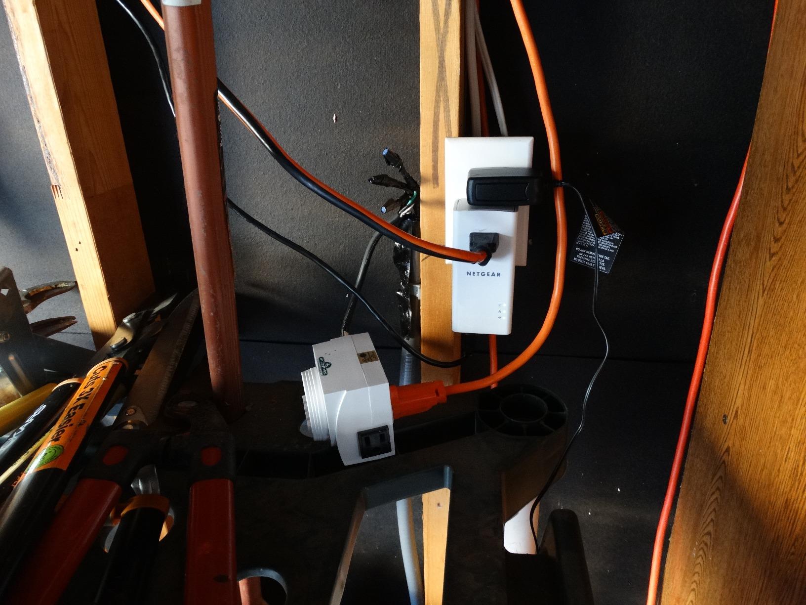 NETGEAR Powerline Adapter Kit, 1200 Mbps Wall-Plug, 1.2 Gigabit Ethernet Ports with Passthrough + Extra Outlet (PLP1200-100PAS) customer photo 2