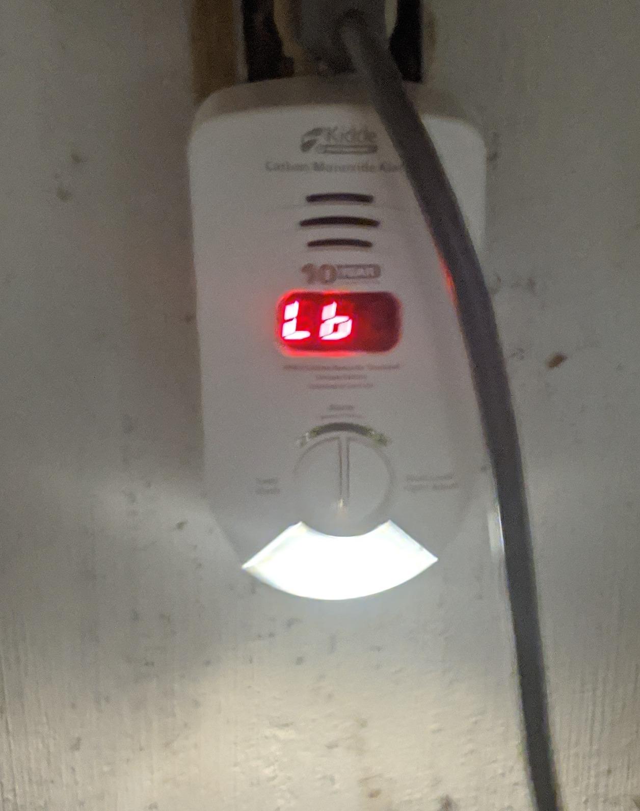 Kidde Carbon Monoxide Detector, Plug In Wall with 10-Year Battery Backup, Digital LED Display, Test-Hush Button, 3rd Edition customer photo 1