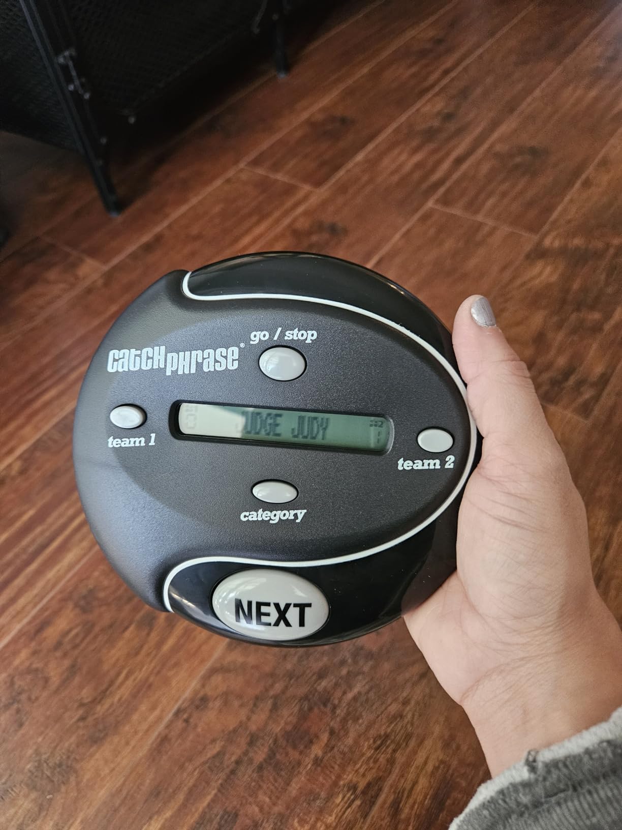 Hasbro Gaming Catch Phrase Electronic Game | Fun Active Handheld Party Games for Adults, Teens, and Kids | 4 or More Players, 2 Teams | Portable Summer Travel Activities | Ages 12+ (Amazon Exclusive) customer photo 2