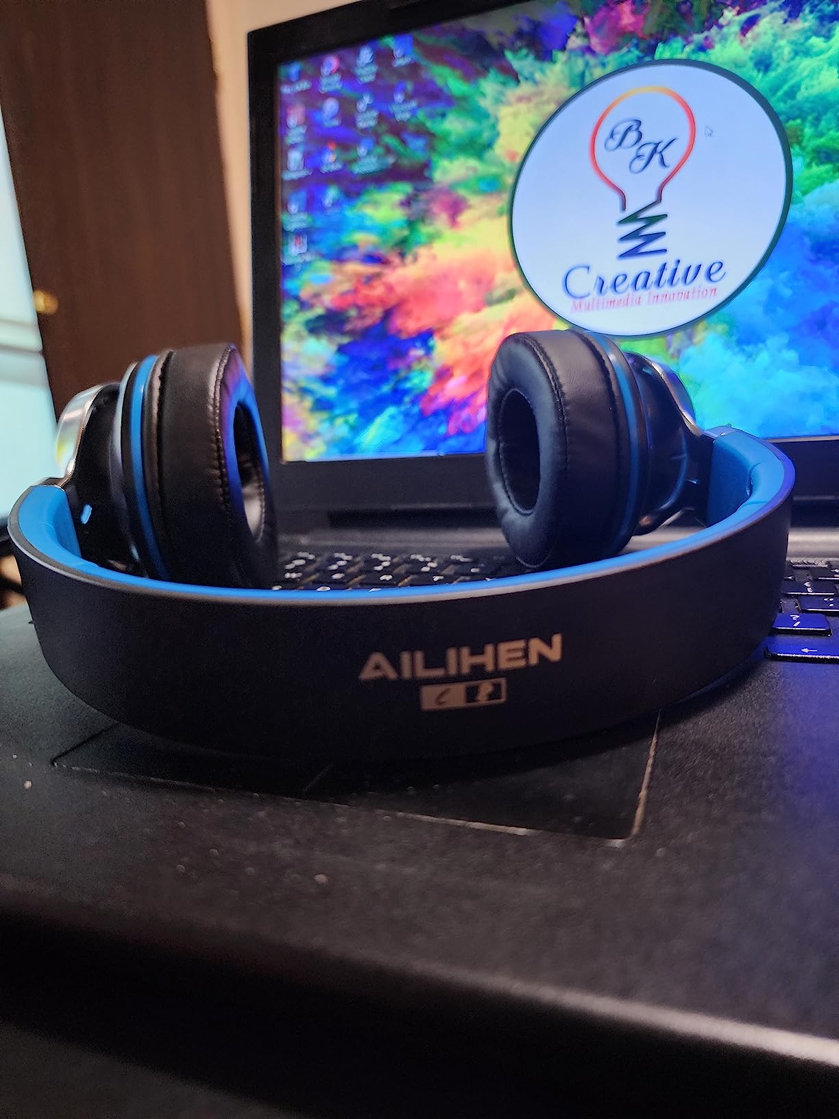 AILIHEN C8 Kids Wired Headphones with Mic for School, 3.5mm Jack, BlackBlue customer photo 2