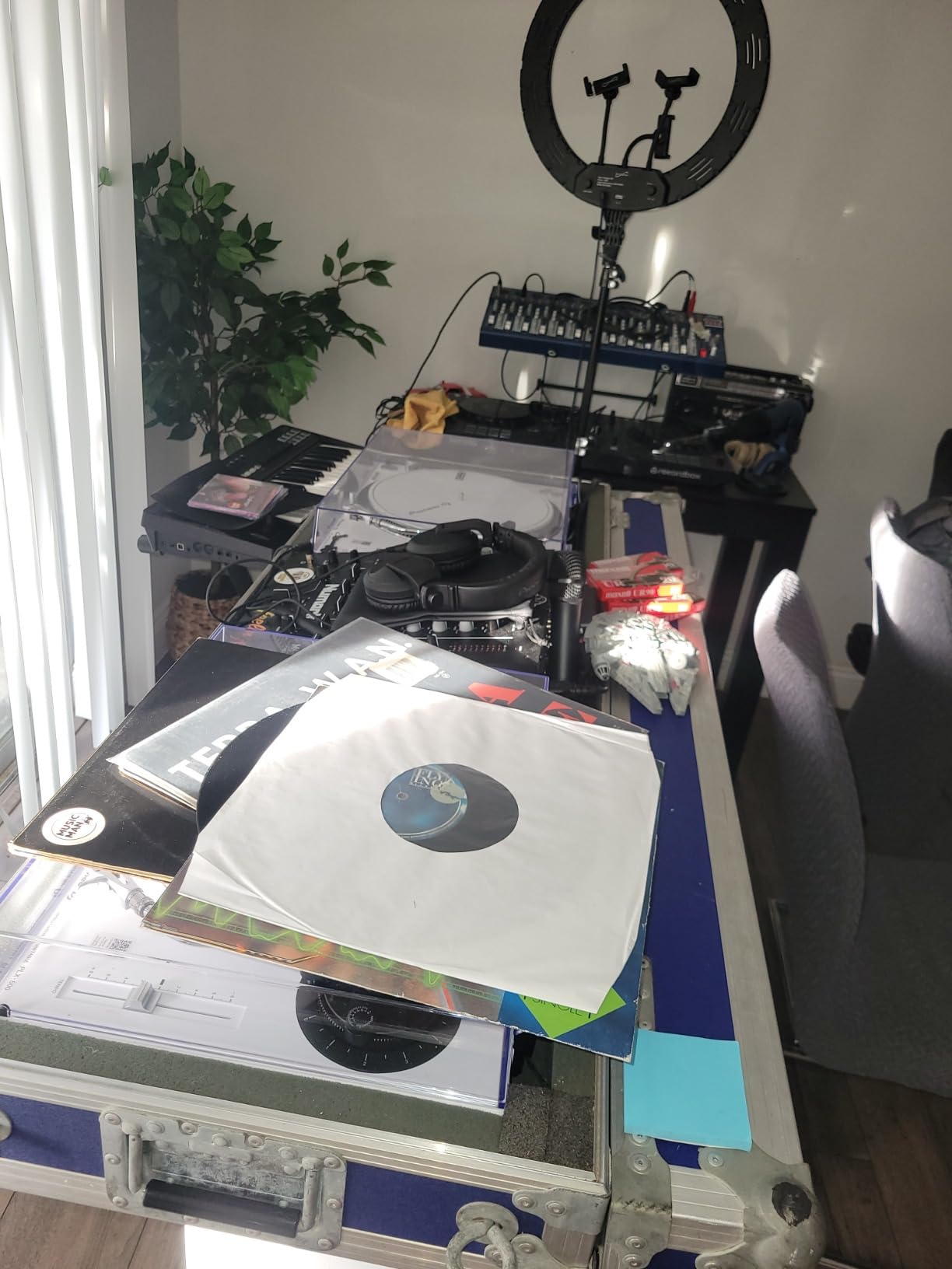 Pioneer DJ PLX-500 Direct-Drive Turntable, USB Recording, White customer photo 2