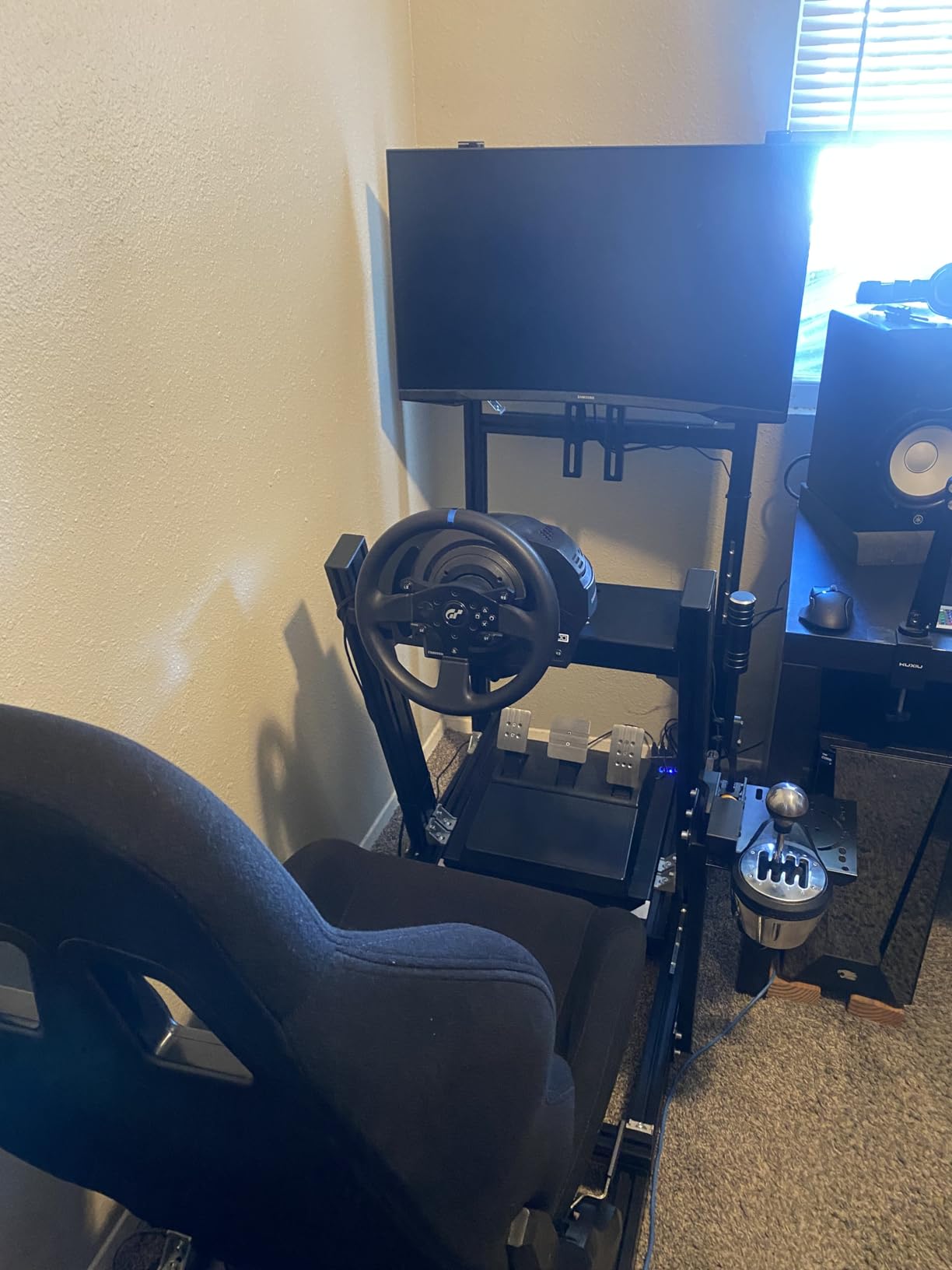 Thrustmaster T300RS GT Force Feedback Racing Wheel & 3 Pedal Set - PS5 & PC customer photo 2