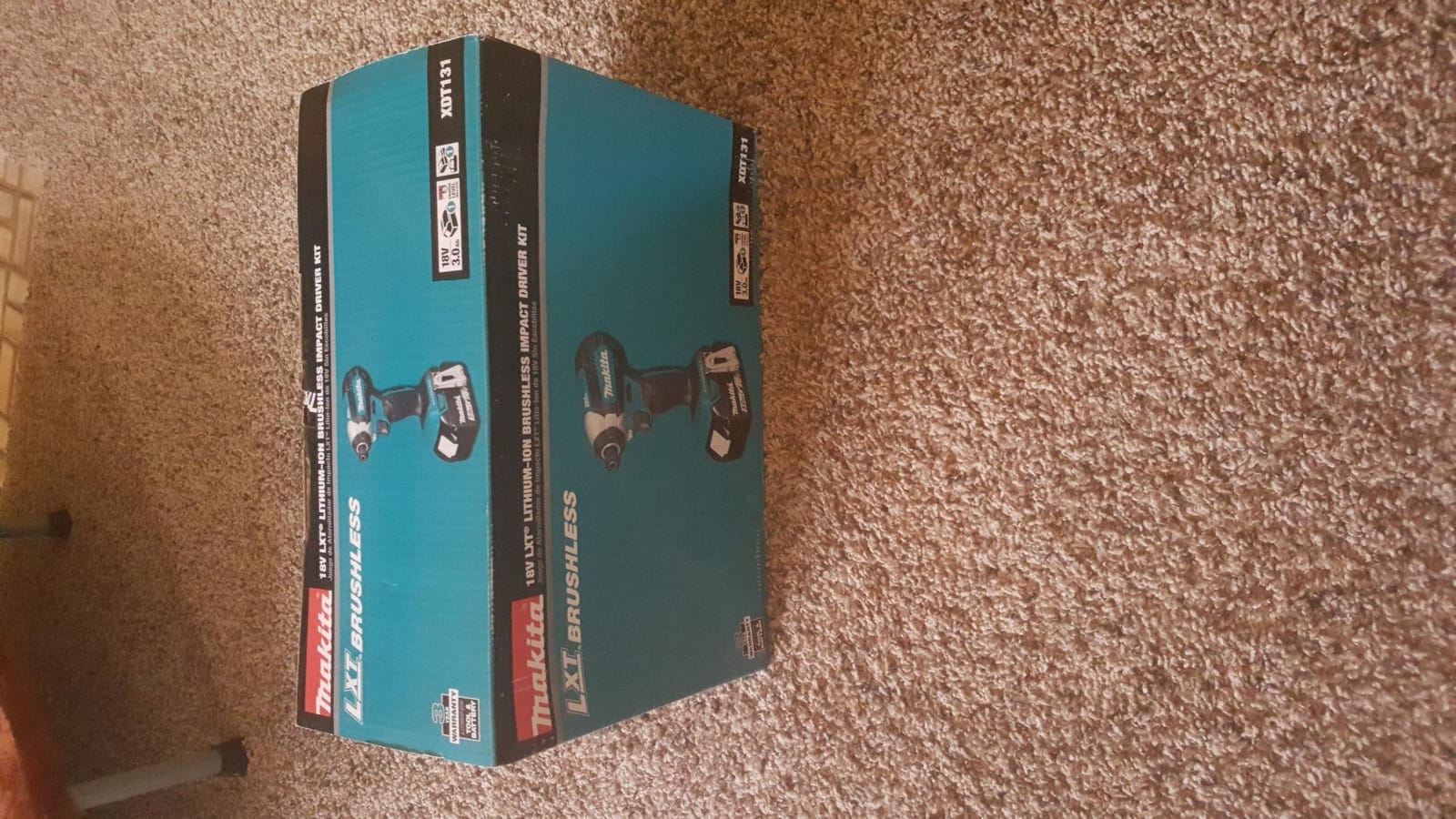 Makita XDT131 18V LXT® Lithium-Ion Brushless Cordless Impact Driver Kit (3.0Ah) customer photo 1