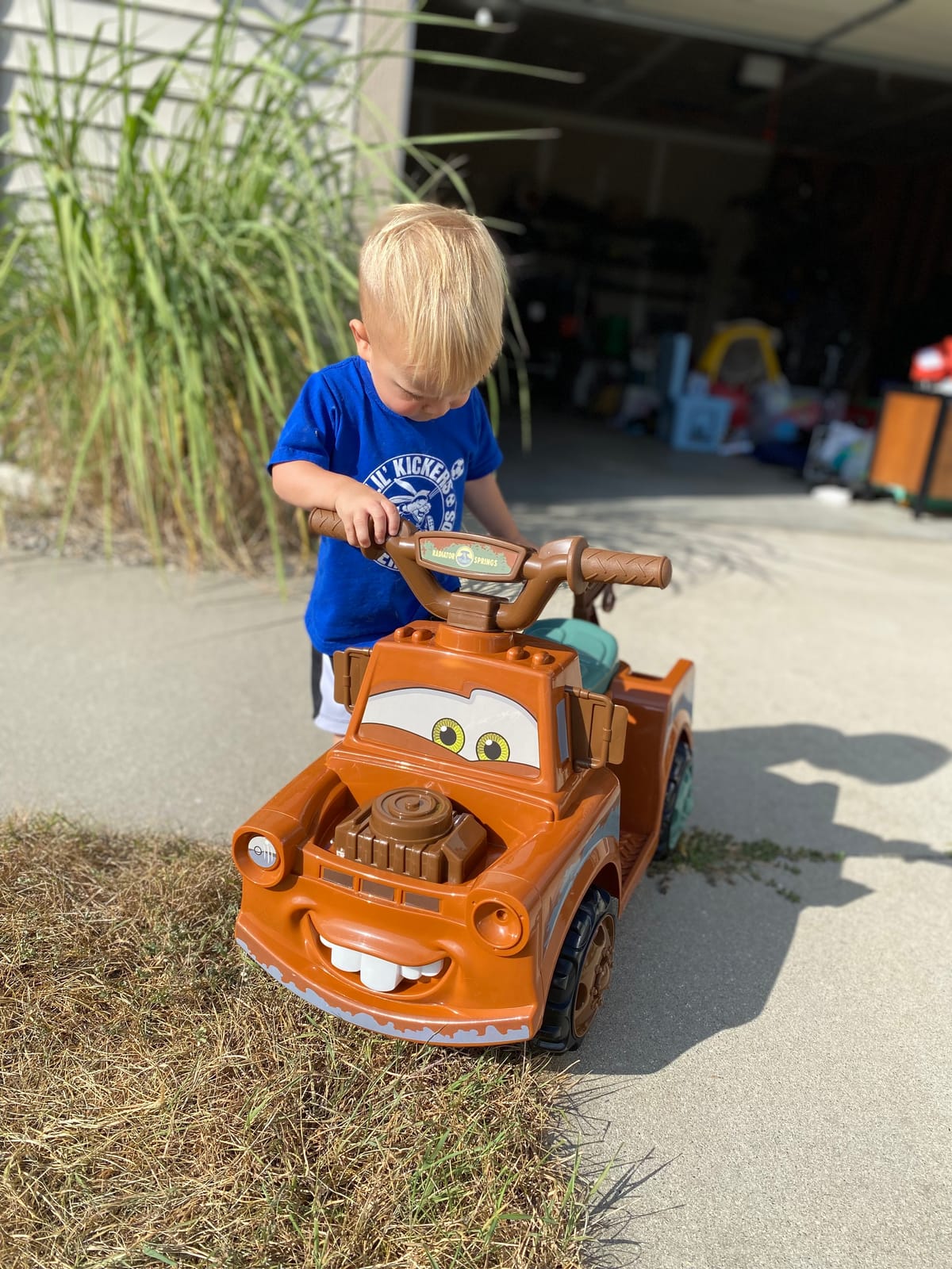 Kid Trax Toddler Disney Cars 3 Tow-Mater Electric Quad Ride-On, Kids 1.5-3 Years Old, 6 Volt Battery and Charger Included, Max Weight 45 lbs, Tow-Mater brown customer photo 2