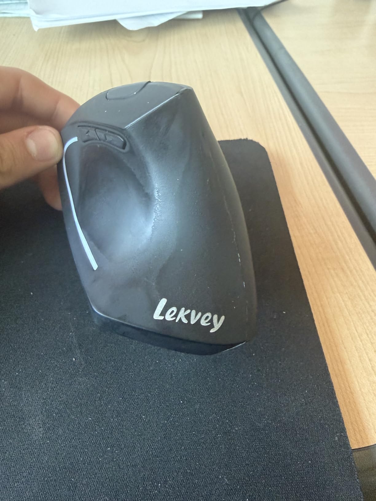 Lekvey Ergonomic Mouse, Rechargeable Vertical Wireless Mouse, Comfort Grip | Long Battery Life, USB-C Charging, Quiet Click, Carpal Tunnel Support, 2.4G Wireless, 3DPI 800/1200/1600, for Laptop, Mac, PC customer photo 1