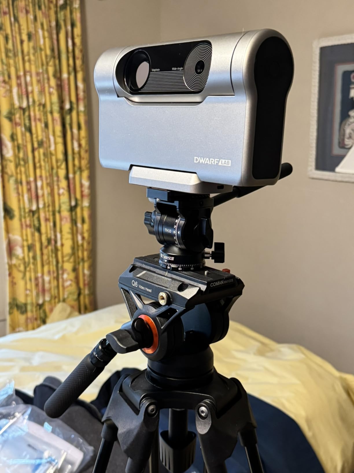 COMAN FF16LS Heavy Duty Tripod, 74