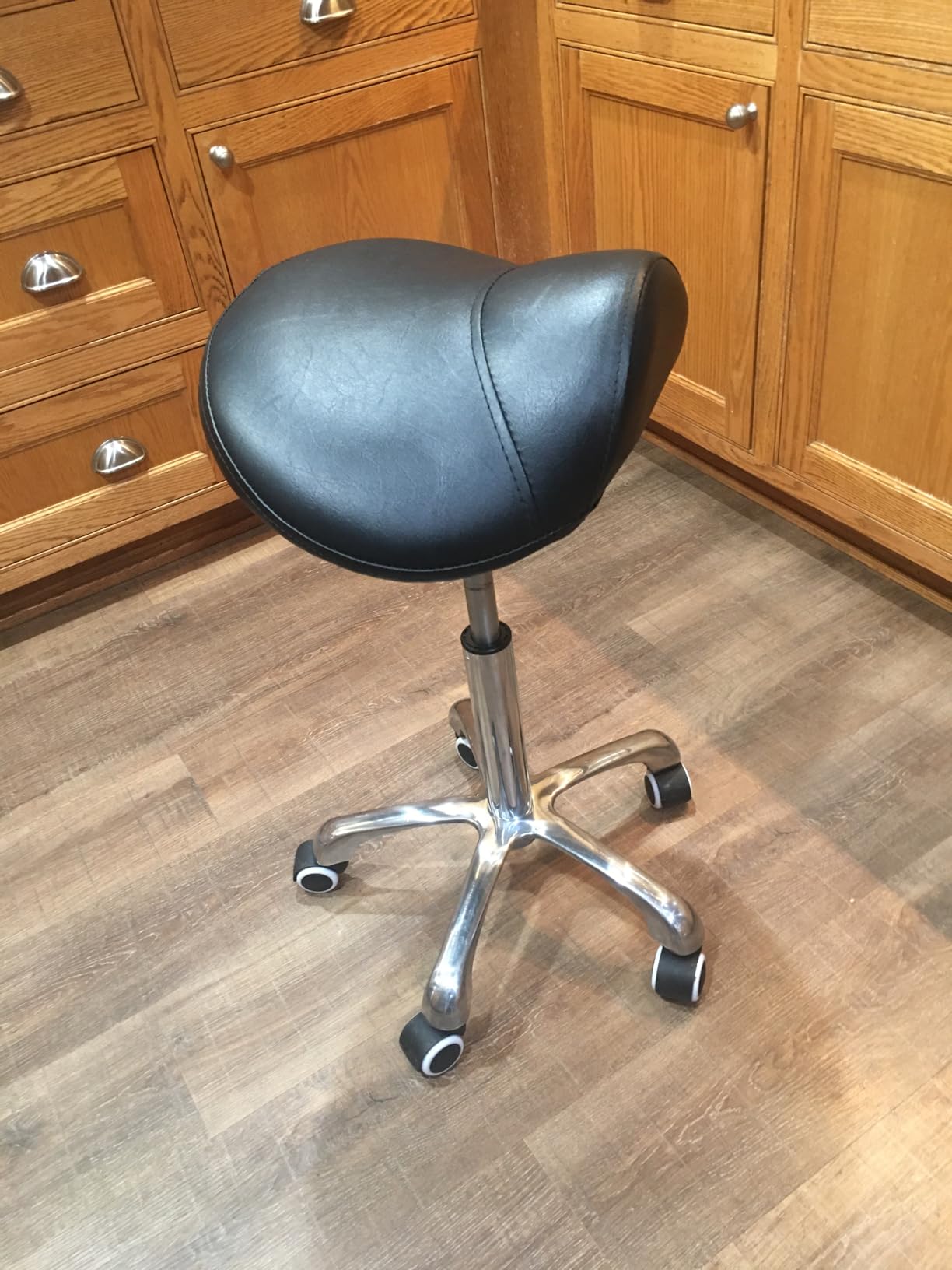 Antlu Saddle Stool Rolling Chair for Medical Massage Salon Kitchen Spa Drafting,Adjustable Hydraulic Stool with Wheels (Without Backrest, Black) customer photo 1