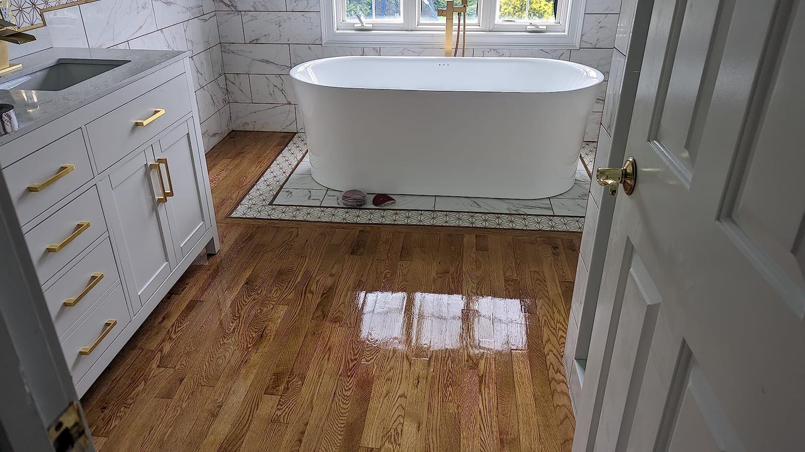 ANZZI Whirlpool Freestanding Bathtub 67 Inch Jericho Series Air Jetted | Massage Comfort The Uses More Than 200 Aero Therapeutic, 9 In Acrylic Tub For Bathroom Renovation Projects customer photo 1