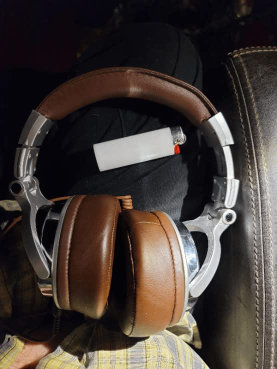OneOdio Pro-30 Over Ear Headphone, Wired Premium Stereo Sound Headsets with 50mm Driver, Foldable Comfortable Headphones with Protein Earmuffs and Shareport for Recording Monitoring Podcast PC customer photo 2