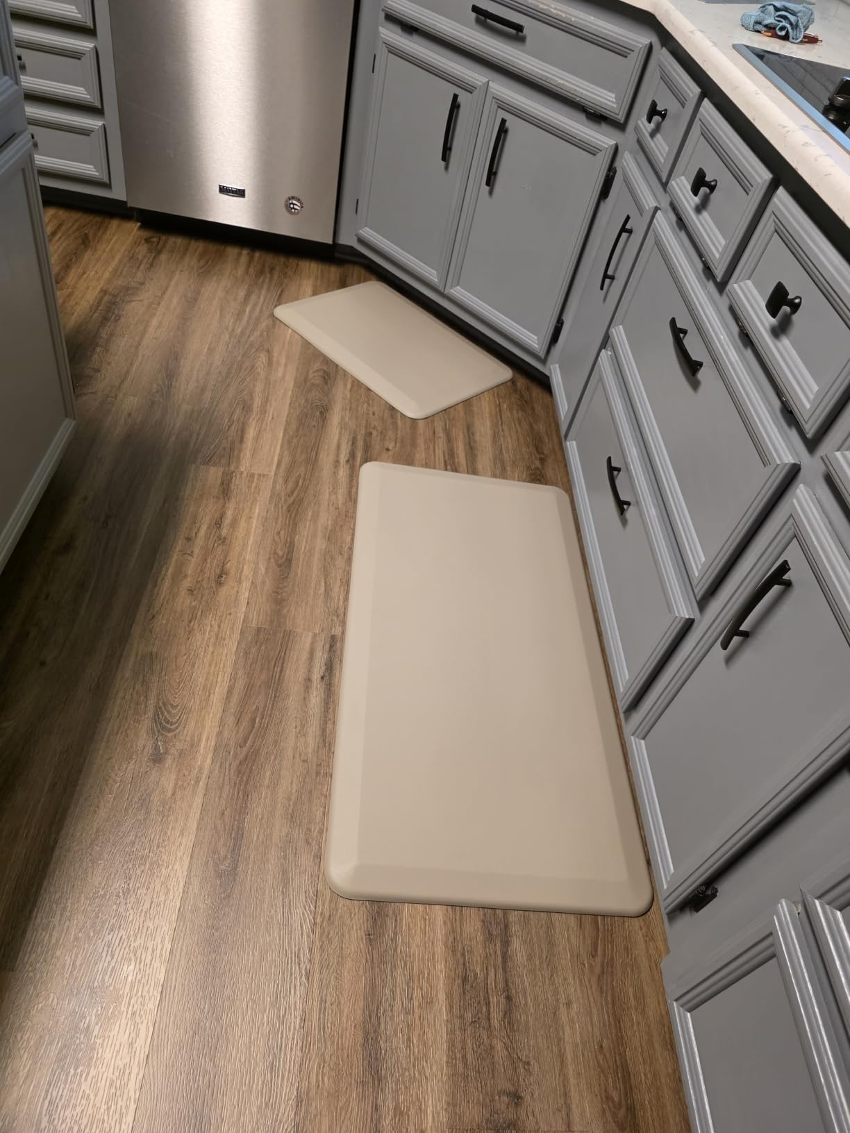 GORILLA GRIP Cushioned Antifatigue Kitchen Mat for Floor, 24x17, Black customer photo 1