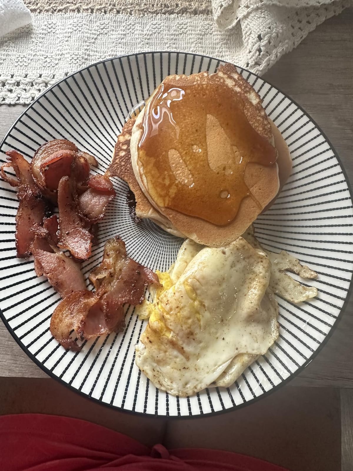 OVENTE Electric Griddle with 16 x 10 Inch Non-Stick Plate, Black GD1610B customer photo 2