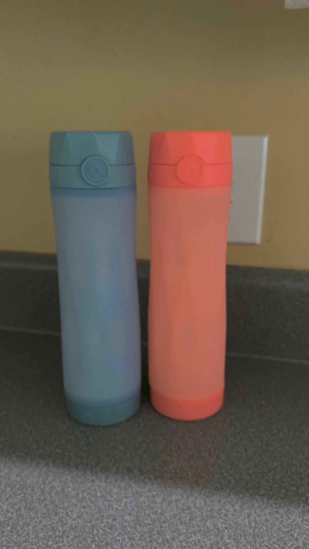 Hidrate Spark 3, Smart Water Bottle, Monitor Water Intake and Light Up to Remind You to Stay Hydrated, Chuck Taylor All Star Seasonal Canvas High Top Sneakers customer photo 1
