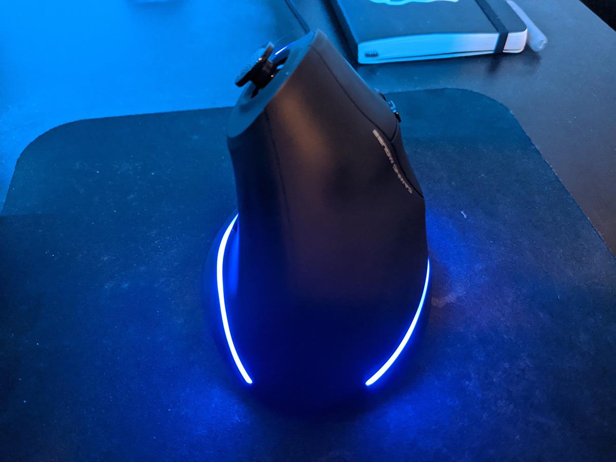 Vertical Mouse, Ergonomic USB Wired Vertical Mouse with [5 D Rocker] [10000 DPI] [11 Programmable Buttons], RGB Gaming Mouse for Gamer/PC/Laptop/Computer customer photo 2