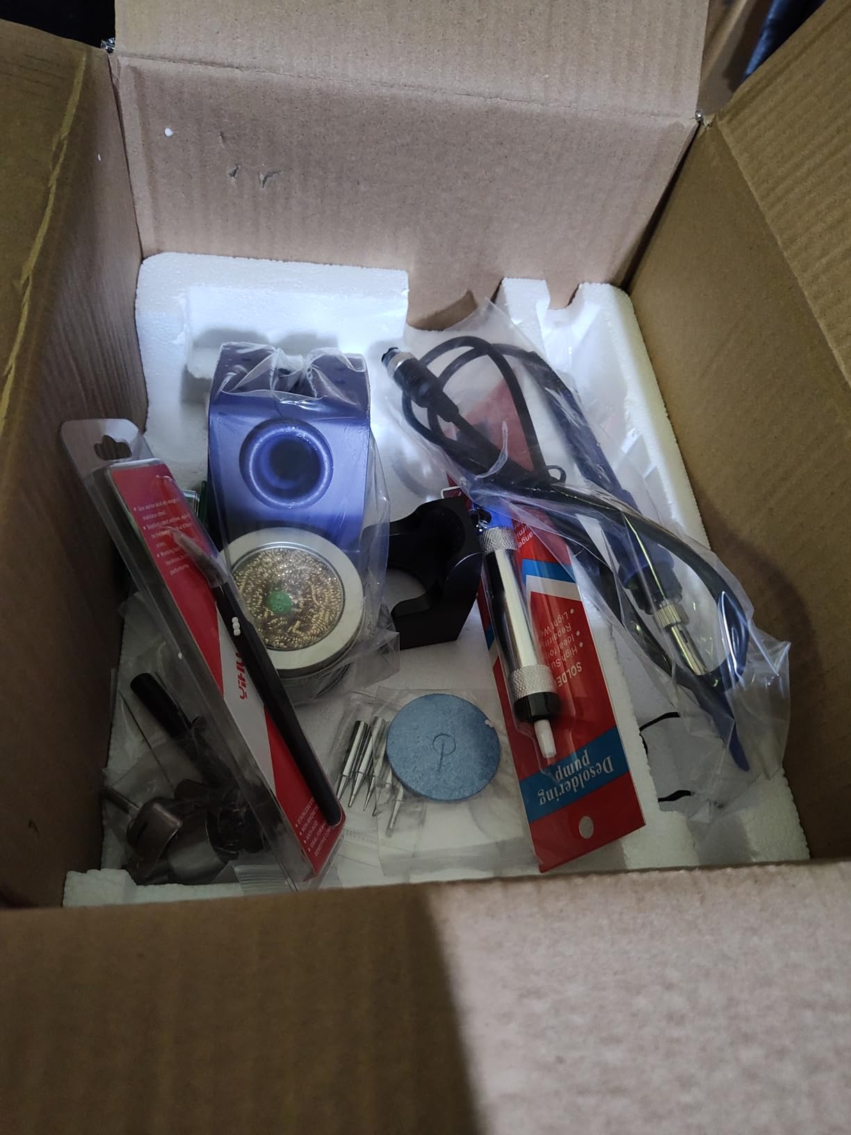 YIHUA 862BD+ SMD ESD Safe 2 in 1 Soldering Iron Hot Air Rework Station °F /°C with Multiple Functions customer photo 1