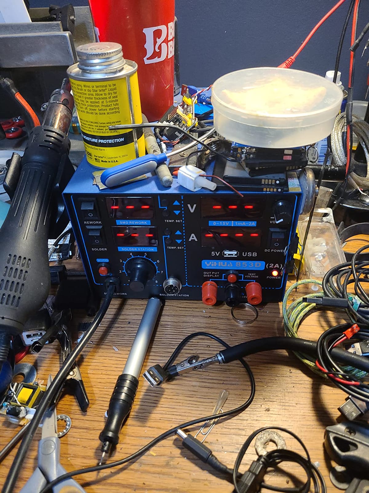 YIHUA 853D 2A USB SMD Hot Air Rework Soldering Iron Station, DC Power Supply 0-15V 0-2A with 5V USB Charging Port and 35 Volt DC Voltage Test Meter customer photo 2