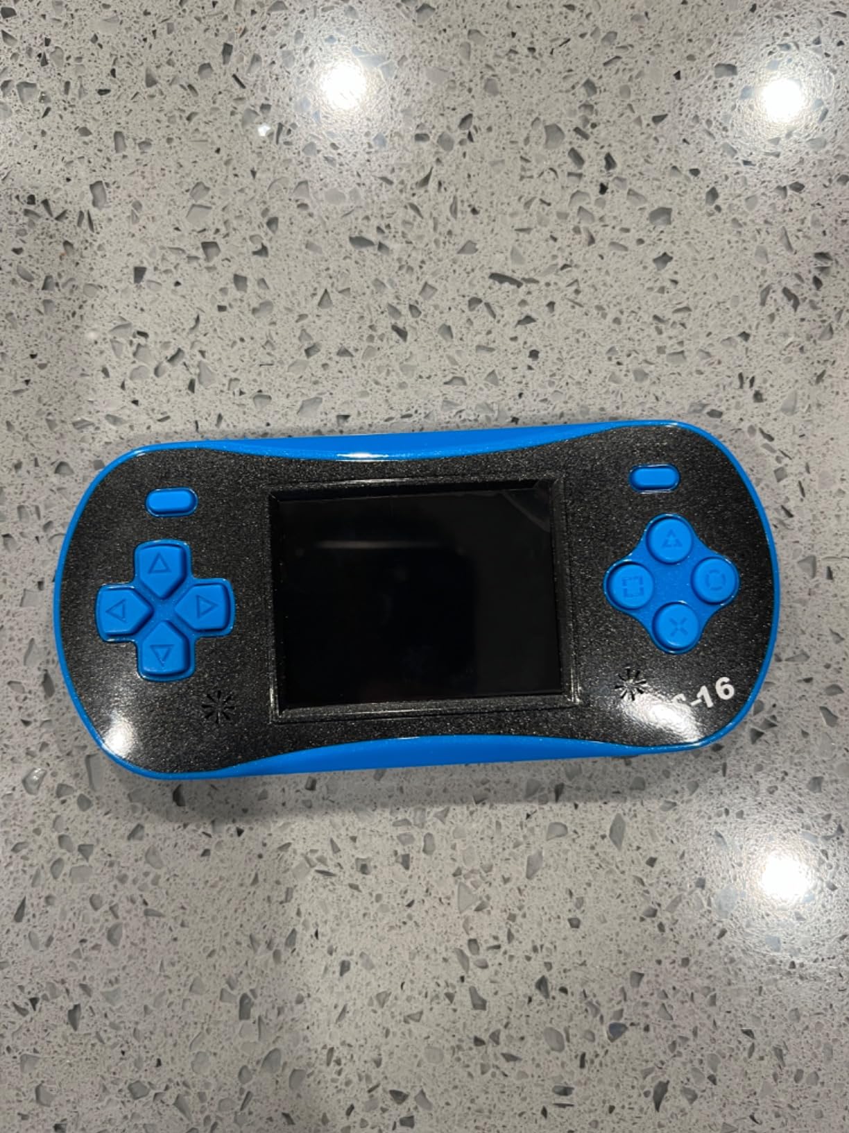 Handheld Game for Kids - FAMILY POCKET RS16 Portable Classic Controller 260 Game 2.5 inch LCD Retro Arcade Video Game System Children's Birthday Gift (Blue) customer photo 2