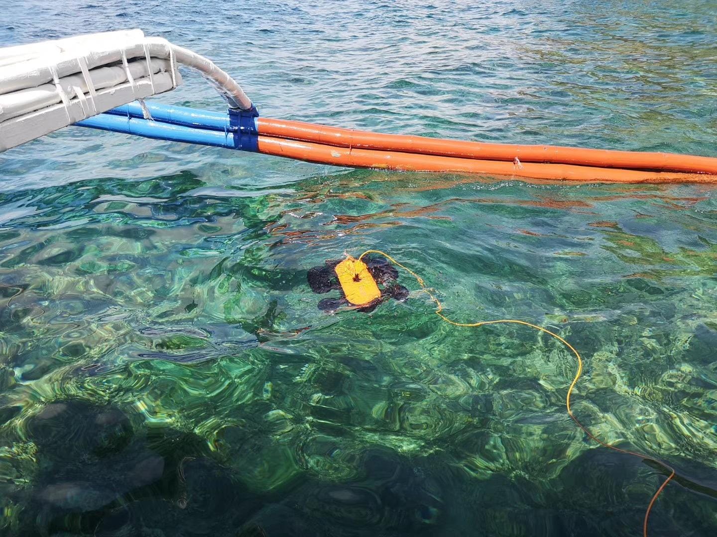 Geneinno Underwater Drone Camera 4K UHD ROV Real-Time Viewing, Streaming & Recording, Underwater Inspection and Exploration, Yachting, Education customer photo 1
