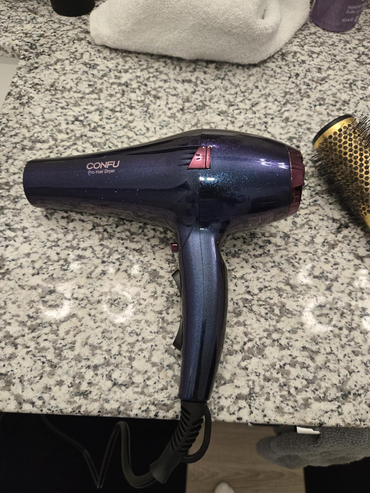 CONFU Hair Dryer Pro, Professional Ionic Salon Blow Dryer with Diffuser for Women and Men, 5X Fast Drying, Powerful and Quiet Hair Blow Dryer for Fast & Easy Styling (1875 Watts) customer photo 1