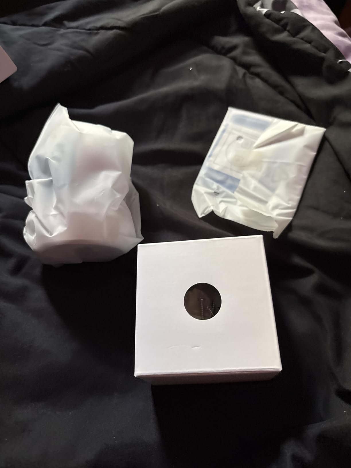 REOLINK 4MP 2K Indoor Camera E1, Plug-in WiFi 6 Security Camera customer photo 1