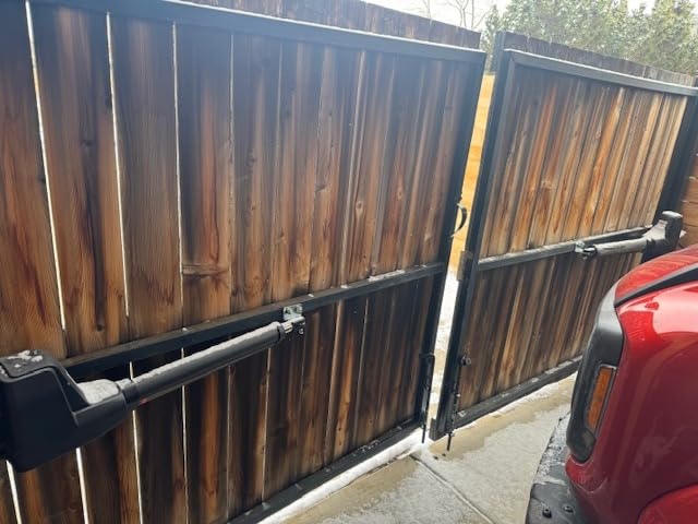 TOPENS AT1202 Dual Swing Gate Opener Heavy Duty customer photo 1