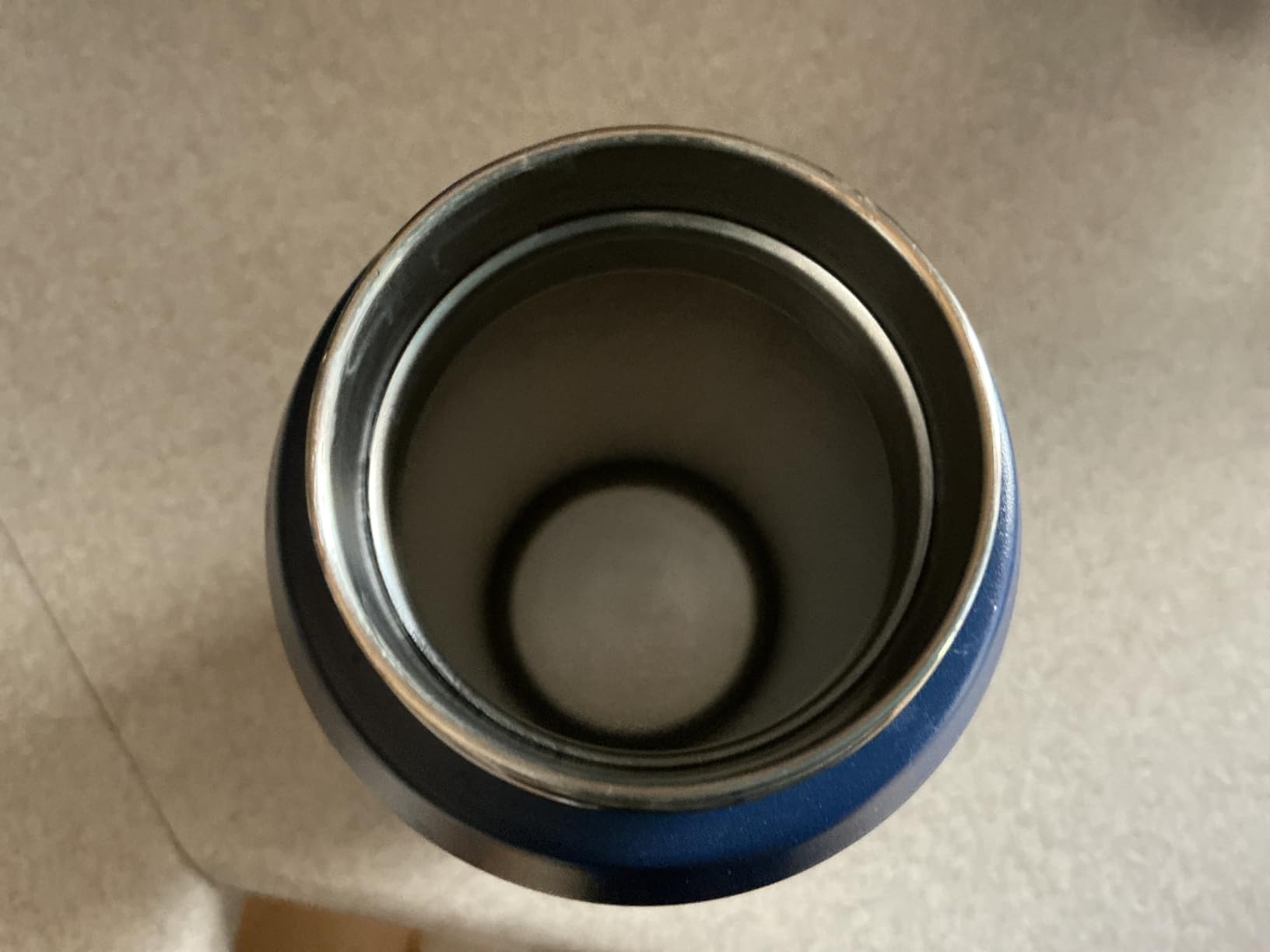 CamelBak Chute Mag Vacuum Insulated Stainless Steel Water Bottle, Magnetic Leak‑Resistant Cap for Everyday Hydration customer photo 2