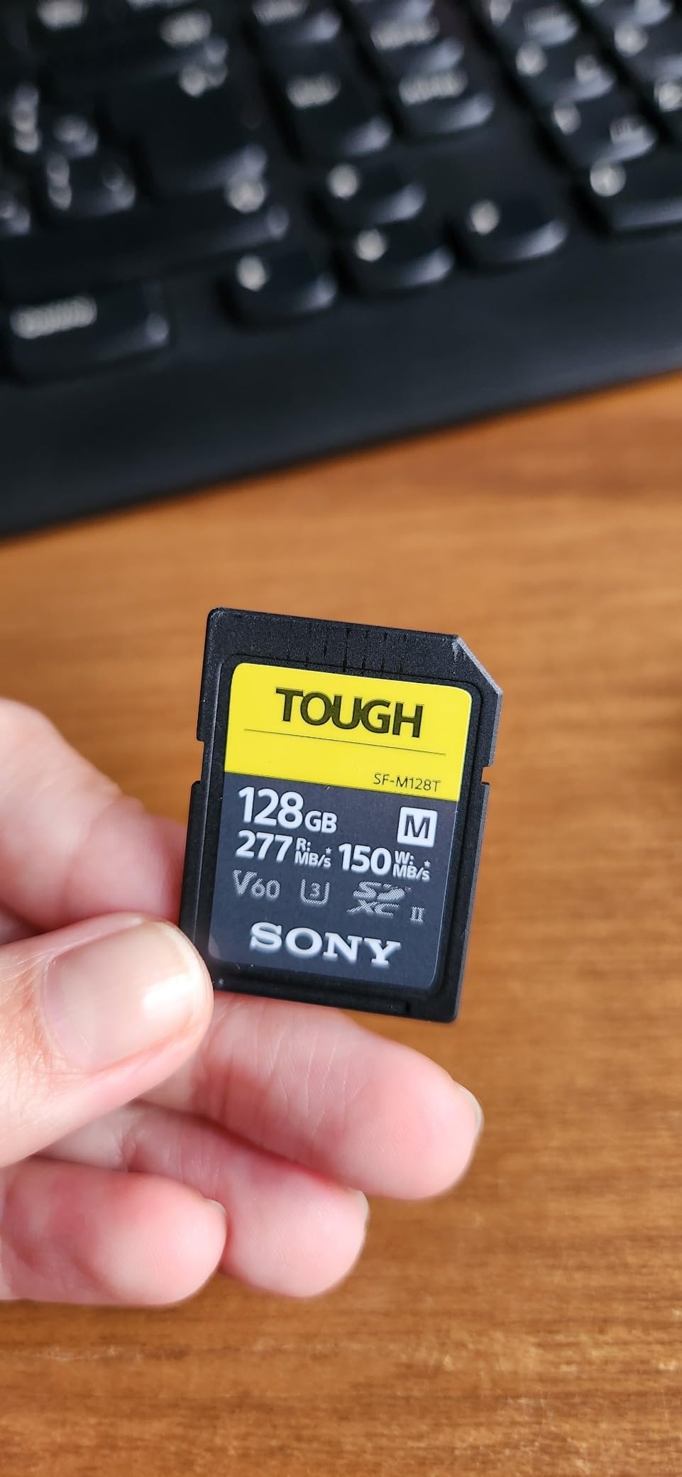 Sony TOUGH-M series SDXC UHS-II Card 128GB, V60, CL10, U3, Max R277MB/S, W150MB/S (SF-M128T/T1) customer photo 1