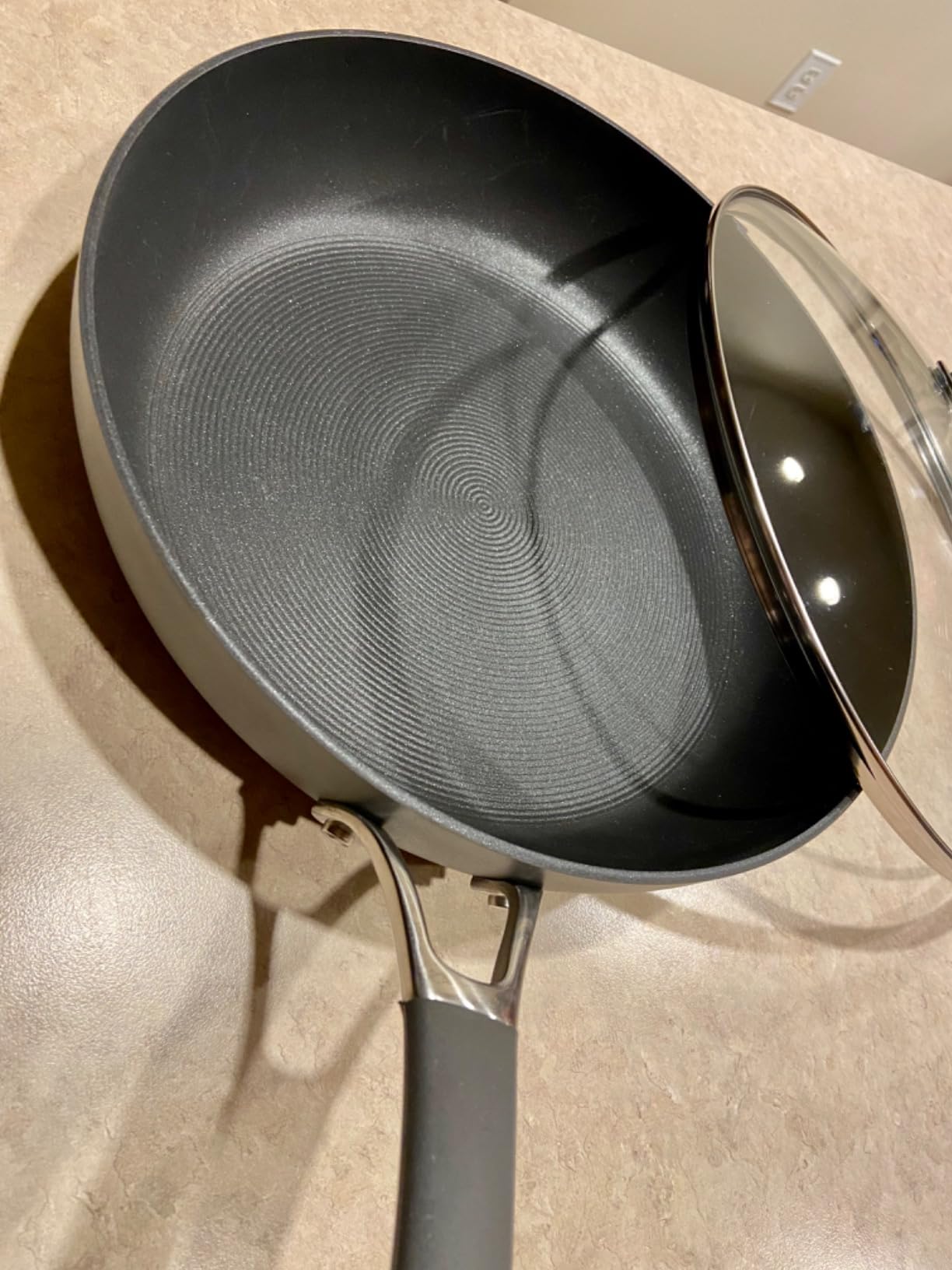 Circulon Radiance Nonstick Pots and Pans Set, 10-Piece, Gray customer photo 1