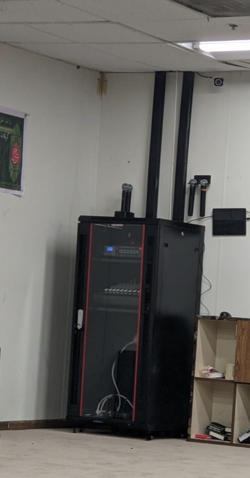 18U Wall Mount Server Rack Cabinet for Home Lab, Office IT and AV Network Installations, 24-Inch Deep 19-Inch Locking Rack with Fan, PDU and Shelves customer photo 1