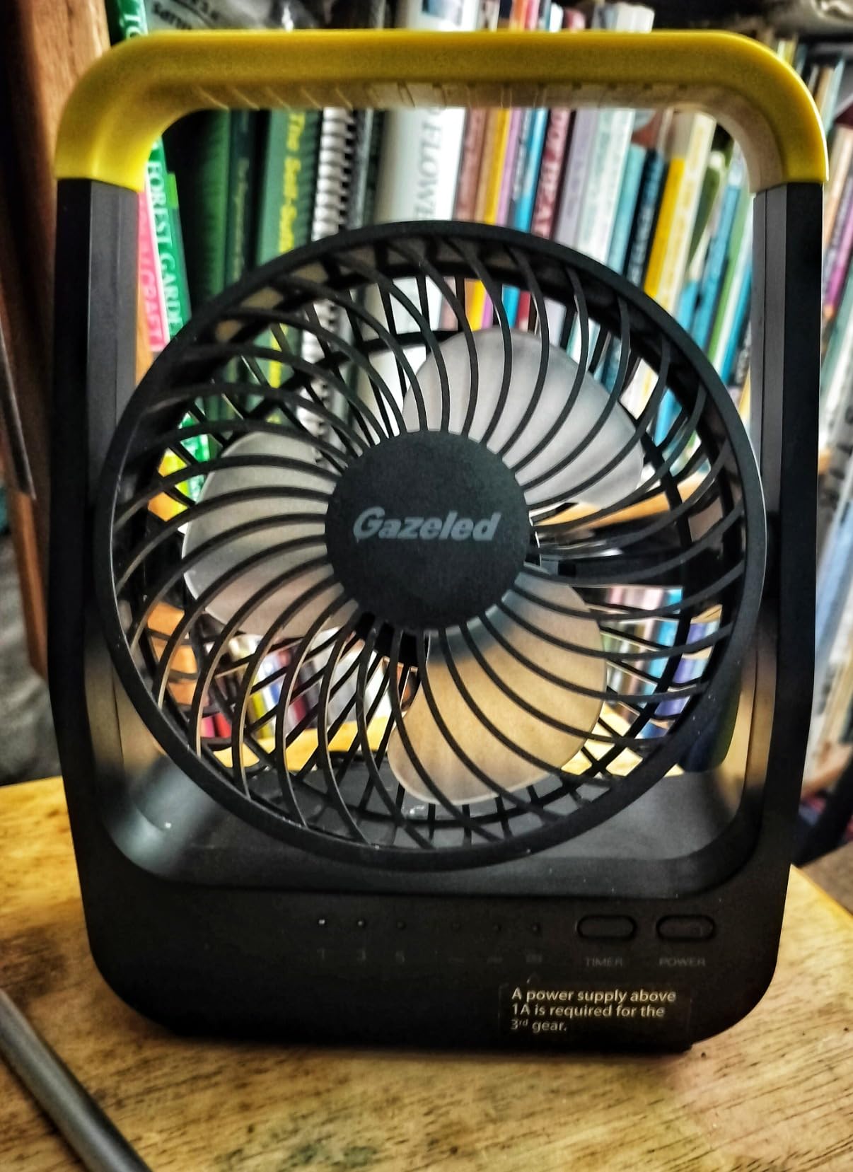 Gazeled Battery Operated Fan, Camping Fan Battery Powered, Super Long Lasting, 5'' Portable D-Cell Battery Powered Desk Fan with Timer, 3 Speeds, Quiet, 180° Rotation, for Office,Bedroom,Outdoor, F24 customer photo 1