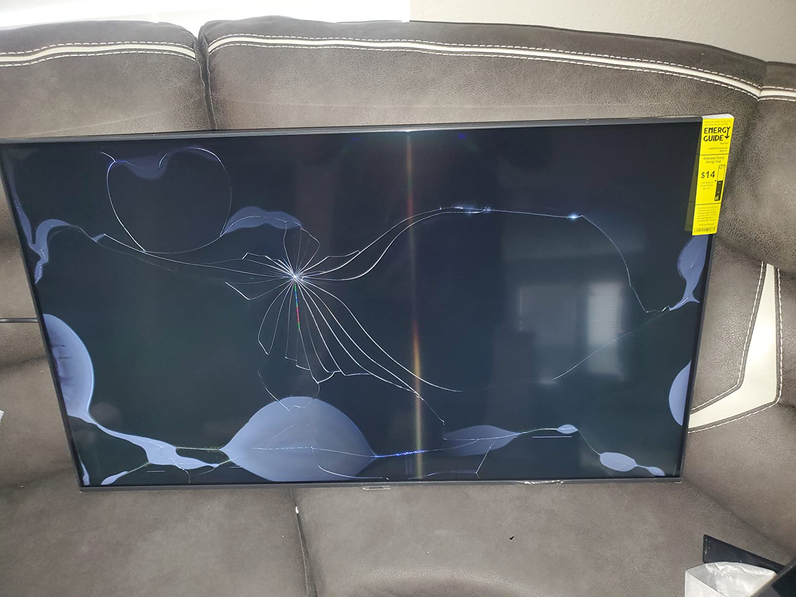 Samsung 50-Inch BE50T-H Pro TV | Commercial | Easy Digital Signage Software | 4K | HDMI | USB | TV Tuner | Speakers | 250 nits,Black customer photo 1