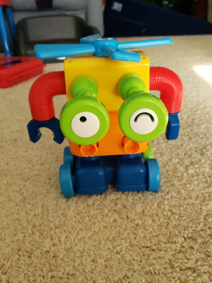 Learning Resources 1-2-3 Build It Robot Factory customer photo 2