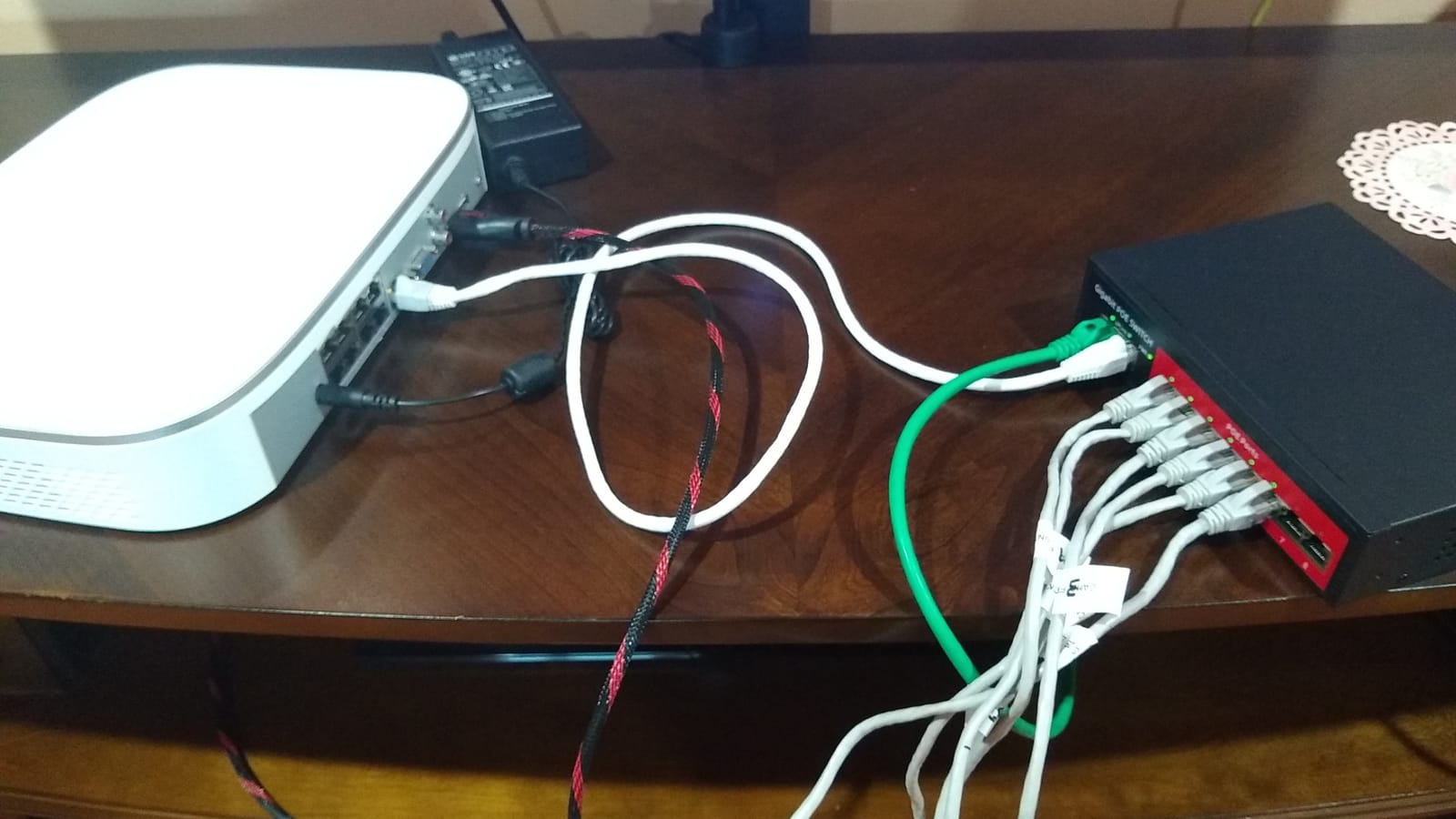 8 Port Gigabit PoE Switch with 2 Gigabit Uplink, 120W Built-in Power, 802.3af/at Compliant, Managed PoE+ Switch Support VLAN, QoS, Fanless Metal, Plug and Play(Desktop/Wall Mount) customer photo 1