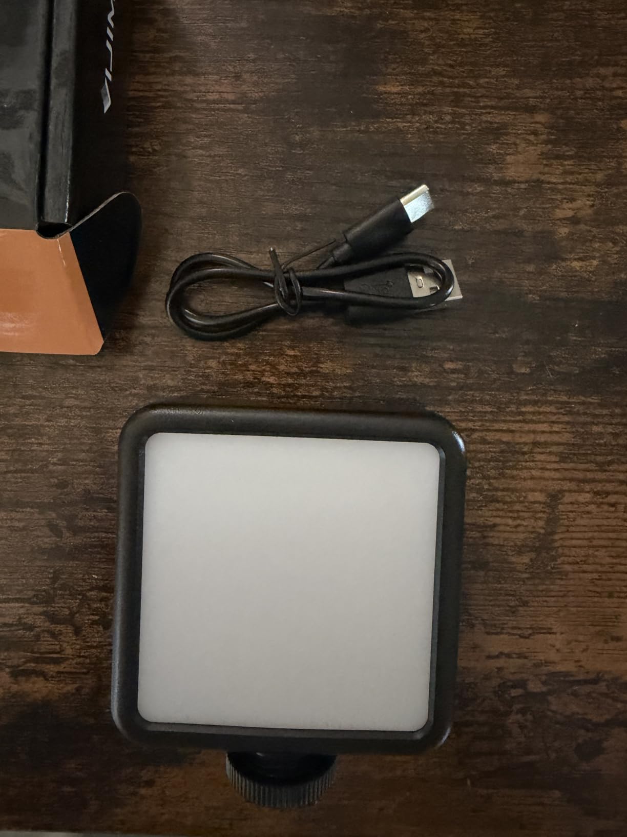 ULANZI VL-81 3000mAh Bi-Color LED Video Light w Softbox - 3200K-5600K+CRI95 Rechargeable Camera Light, 3 Cold Shoe Mount for DSLR/GoPro/Sony/Canon/iPhone, Vlog Filming TikTok Live & Photography customer photo 1