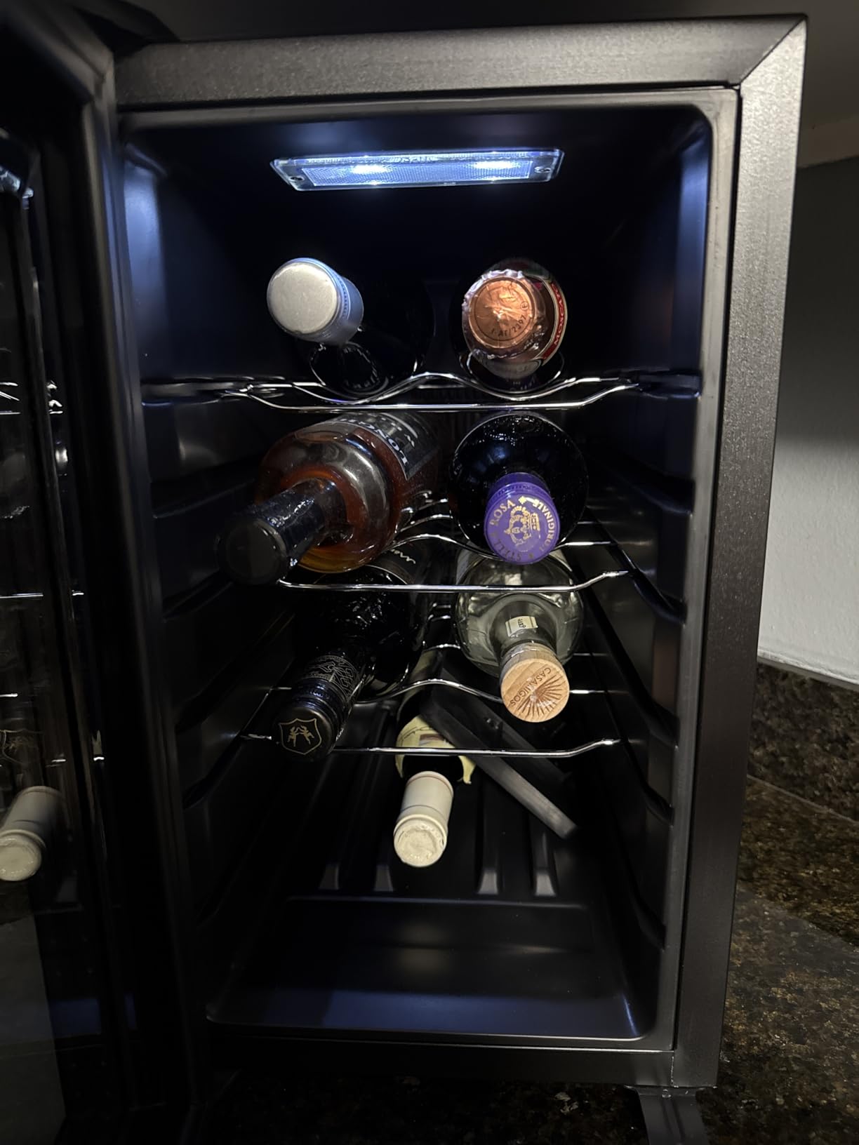 Cuisinart CWC-800CEN 8-Bottle Private Reserve Wine Cellar customer photo 1