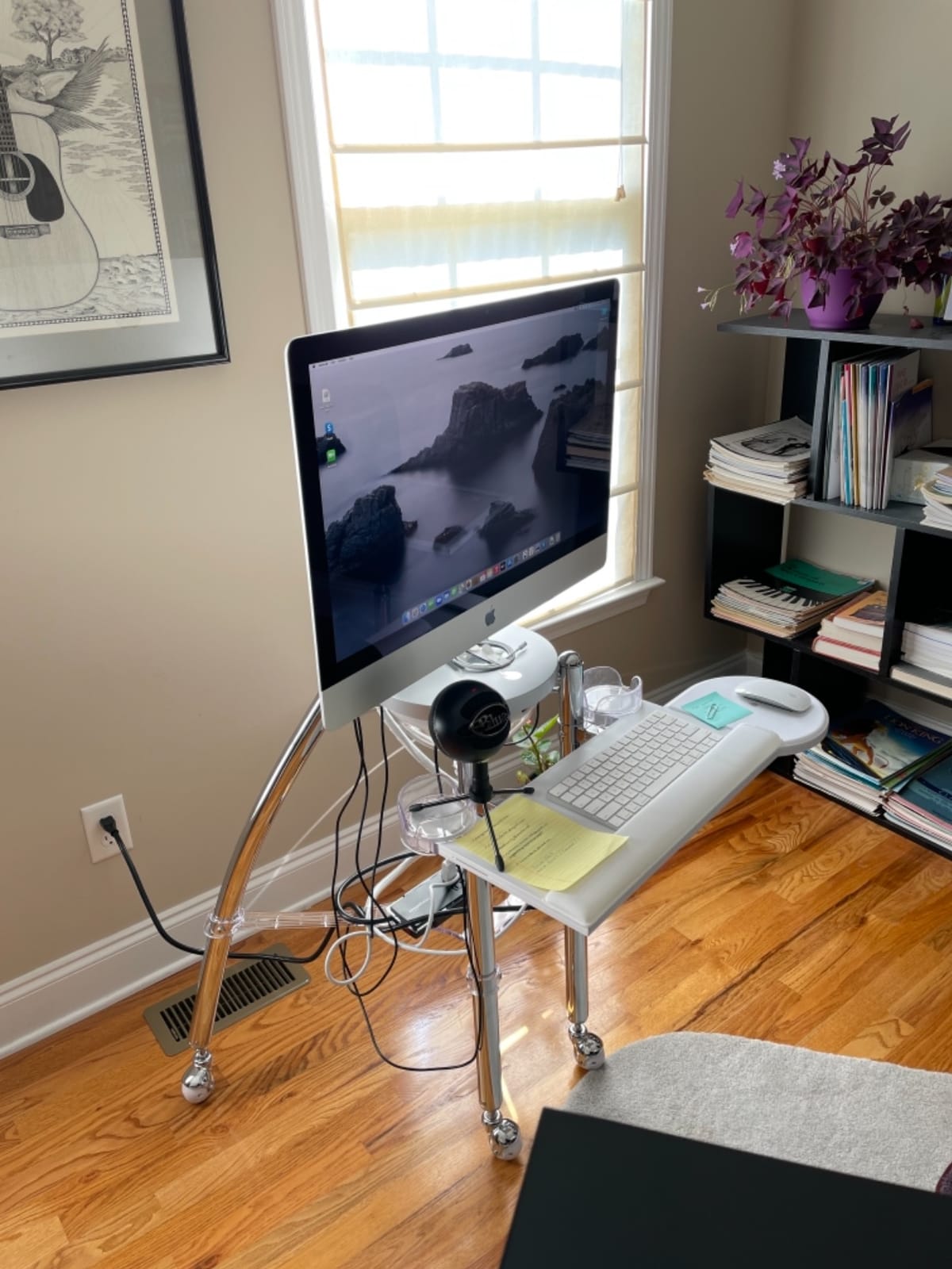 2020 Apple iMac with Retina 5K Display (27-inch, 8GB RAM, 512GB SSD Storage) customer photo 1