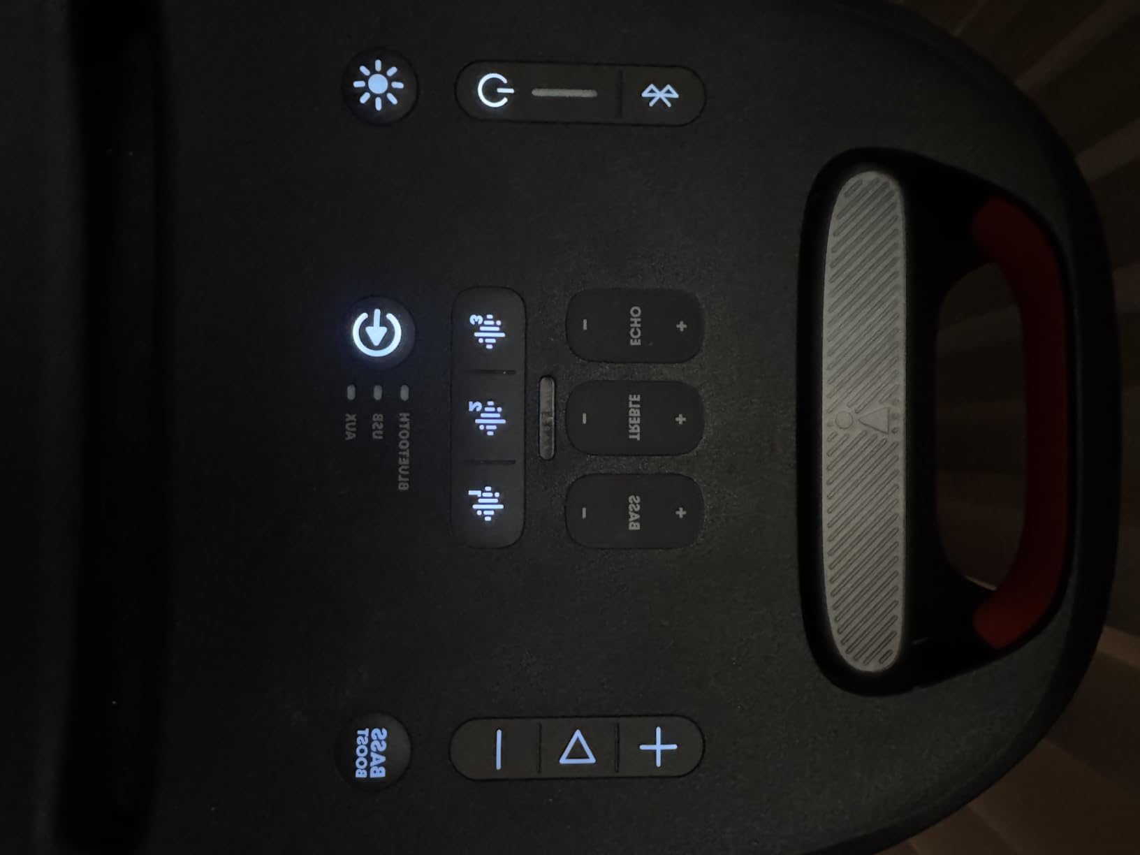 JBL Partybox 310 - Portable Party Speaker with Long Lasting Battery, Powerful JBL Sound and Exciting Light Show,Black customer photo 2