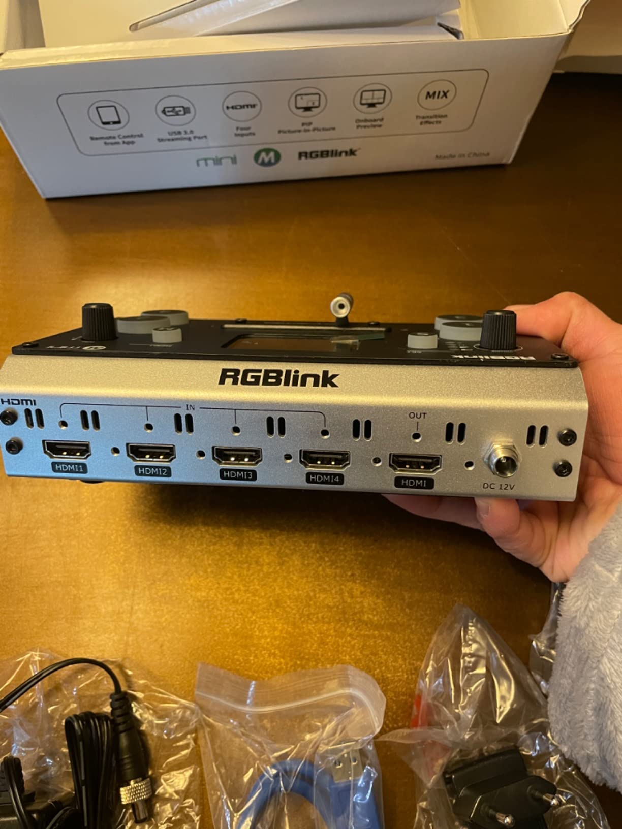 RGBlink Mini Video Mixer Switcher with 4 x HDMI Inputs 2K Input/Output Real Time Live Streaming, Support Output 6 Pictures PVW and PGM, for Facebook, YouTube, Instagram, Tiktok, RTMPS customer photo 2
