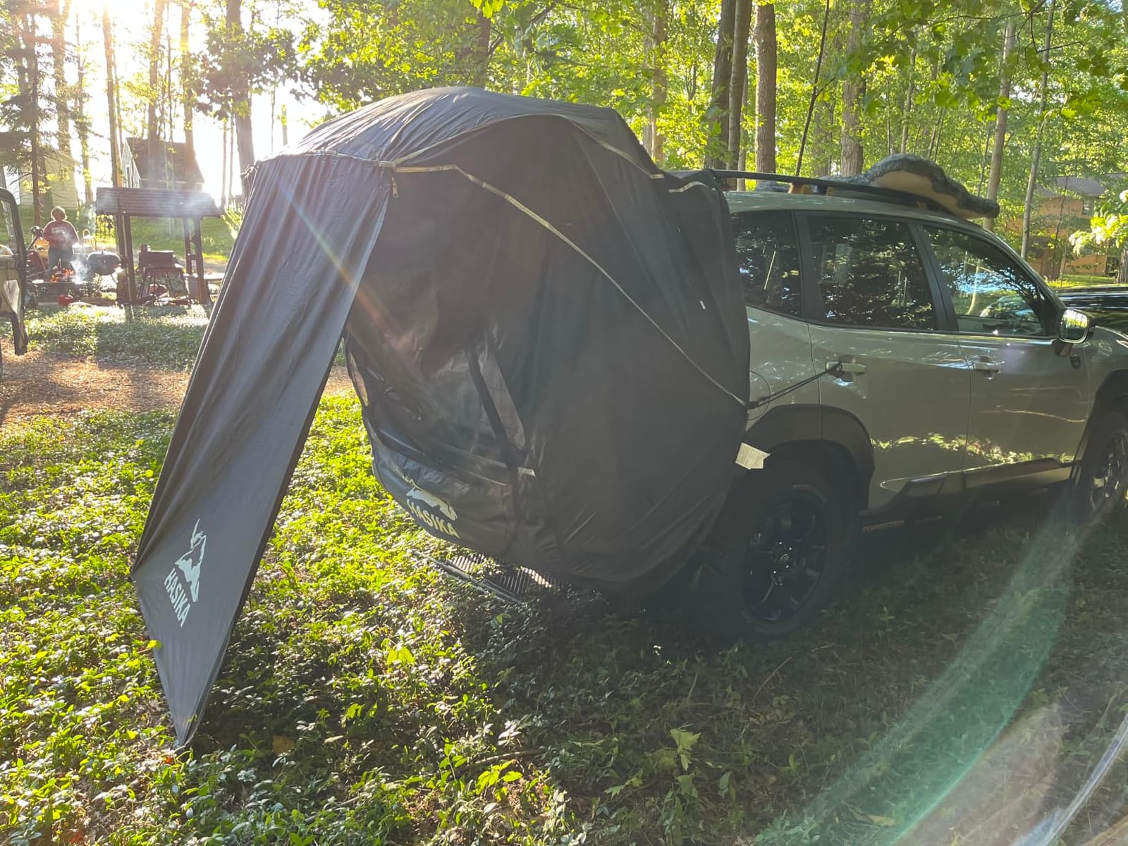 HASIKA SUV Tailgate Tent, 2-Person Car Camping Awning | 3000mm Waterproof & UPF 50+. Fits most SUV and Hatchback. 2-Min Setup Road Trip Essentials for Couples and Pets Black customer photo 1