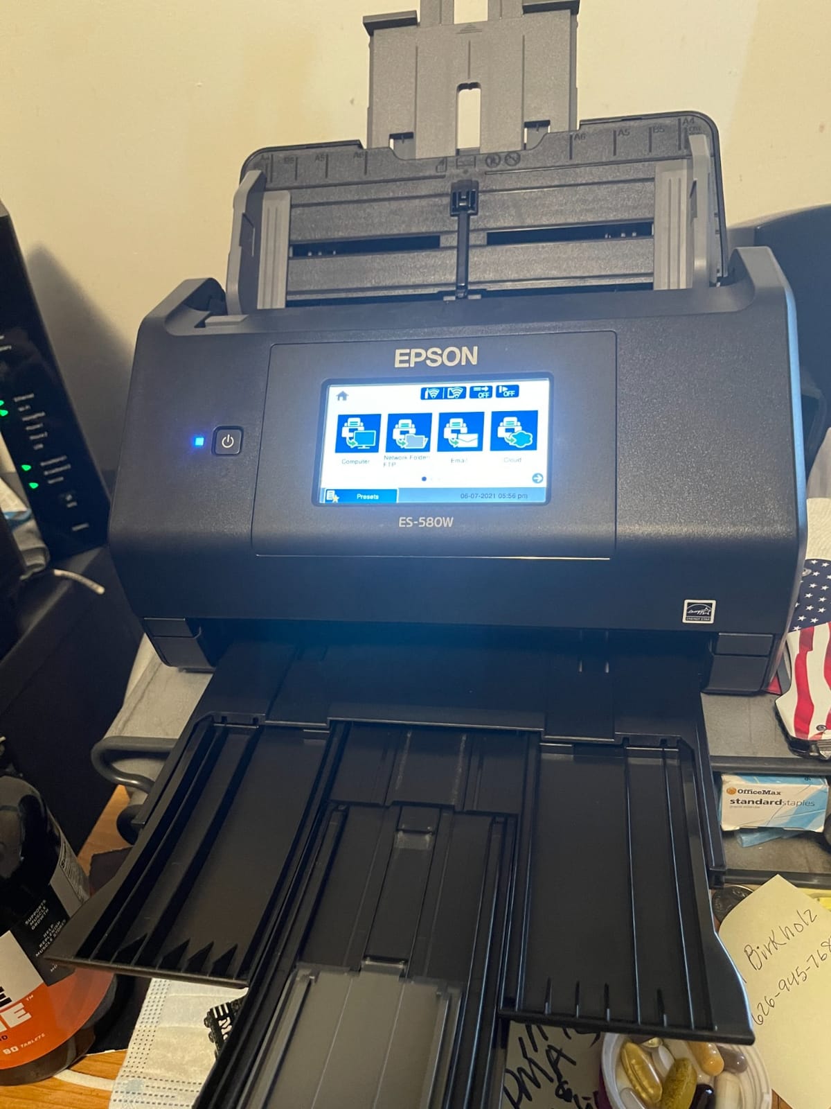 Epson Workforce ES-580W Wireless Color Duplex Desktop Document Scanner customer photo 1