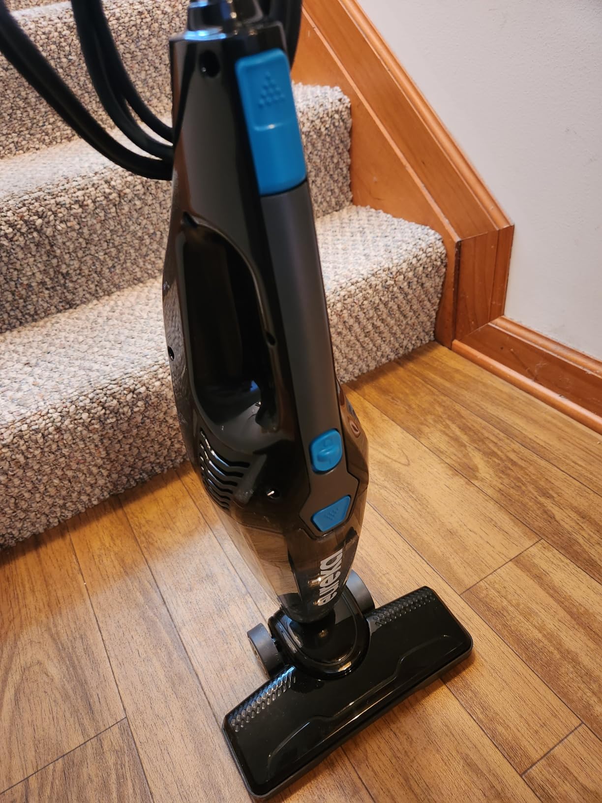 Eureka Blaze Stick Vacuum Cleaner, 3-in-1 Small Vacuum for Home, Aqua Blue customer photo 1