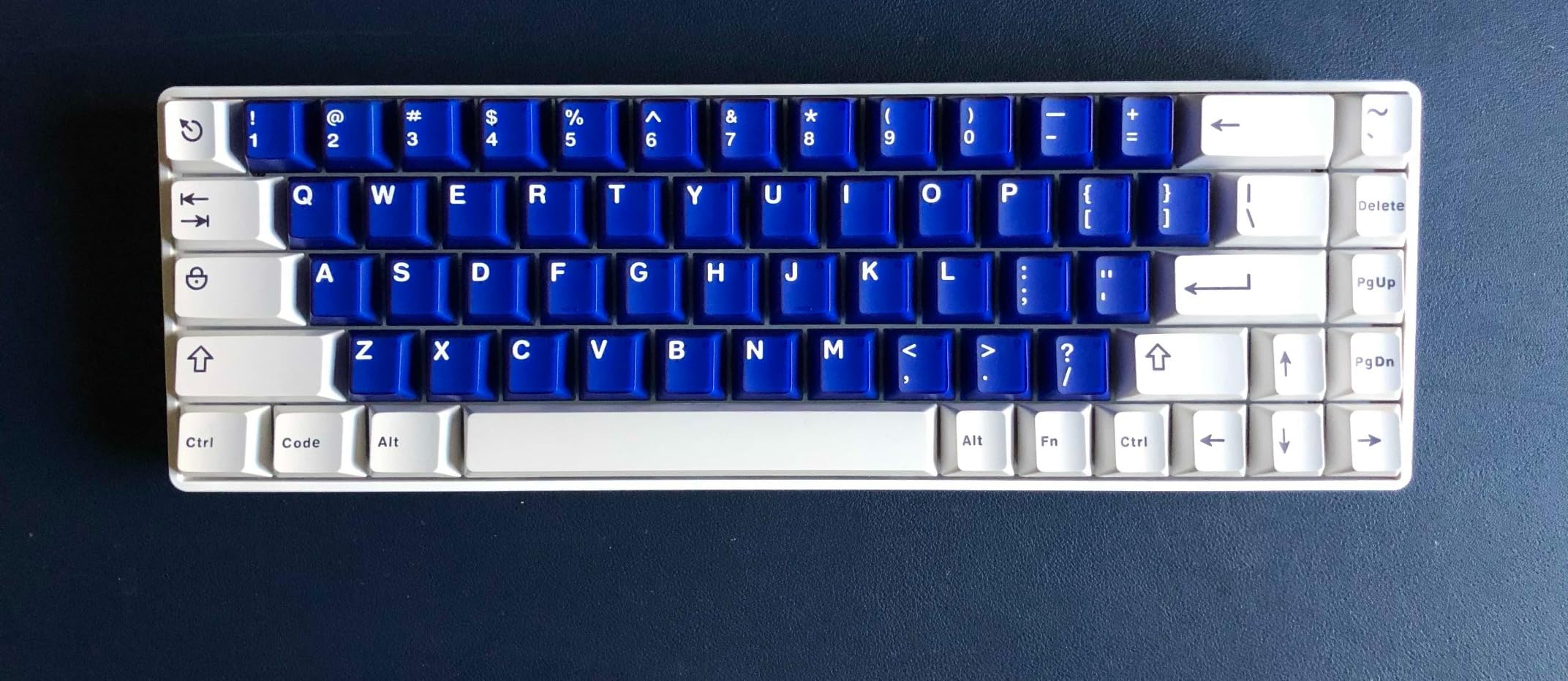 RK ROYAL KLUDGE RK68 Wireless Hot Swappable 65% Mechanical Keyboard Gaming customer photo 1