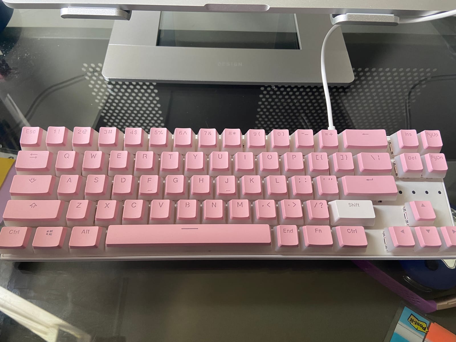 LTC NB681 Nimbleback Wired 65% Mechanical Keyboard, RGB Backlit Ultra-Compact 68 Keys Gaming Keyboard with Hot-Swappable Switch and Stand-Alone Arrow/Control Keys (Hot Swappable Red Switch, Black) customer photo 2