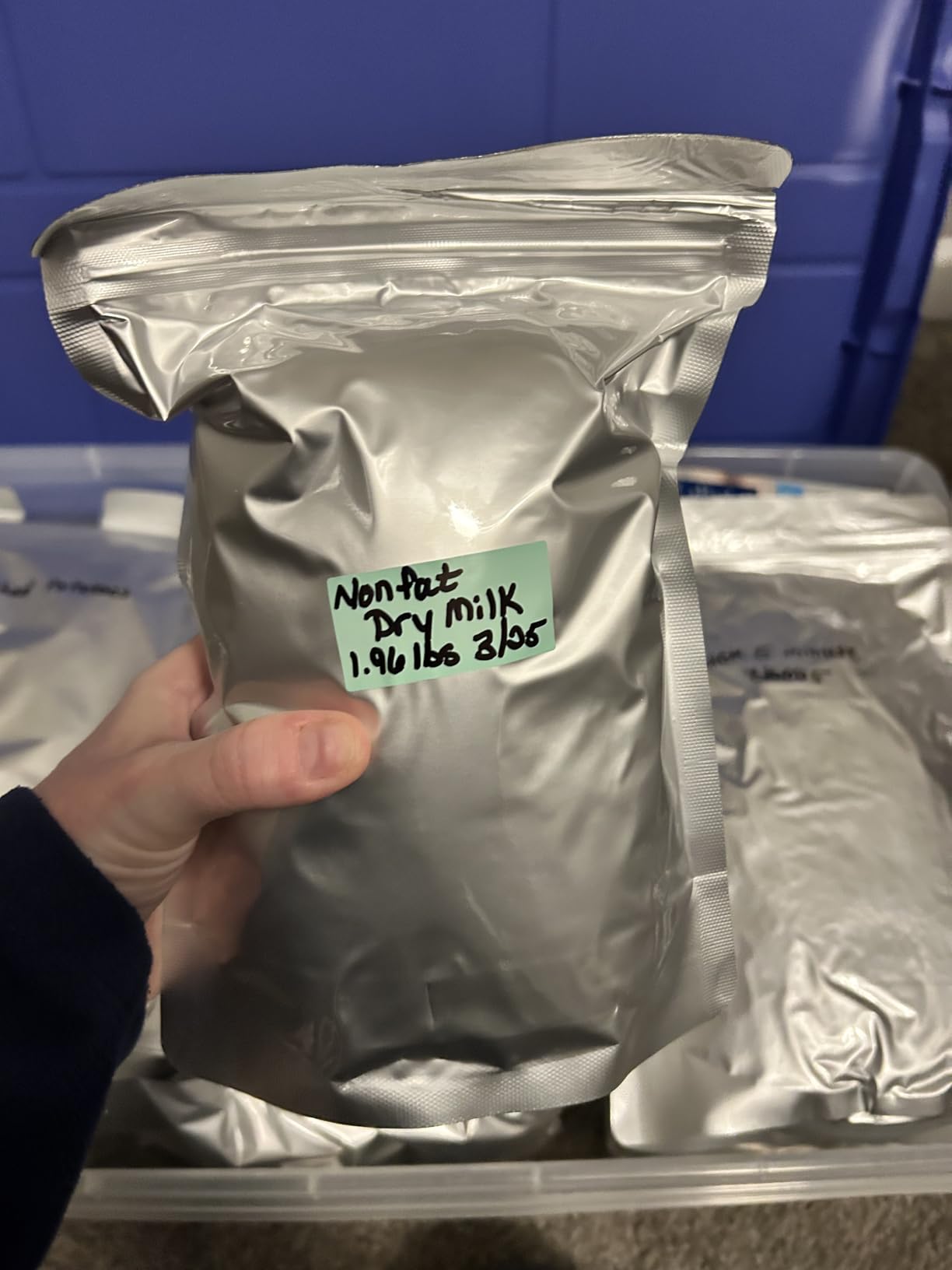 100pcs Mylar Bags for Food Storage 12 Mil Thick with 150x400cc Oxygen Absorbers & Labels, 3 Sizes (1 Gallon, 1 Quart, 1/2 Pint) - Stand-Up, Resealable & Heat Sealable for Long Term Food Storage customer photo 1