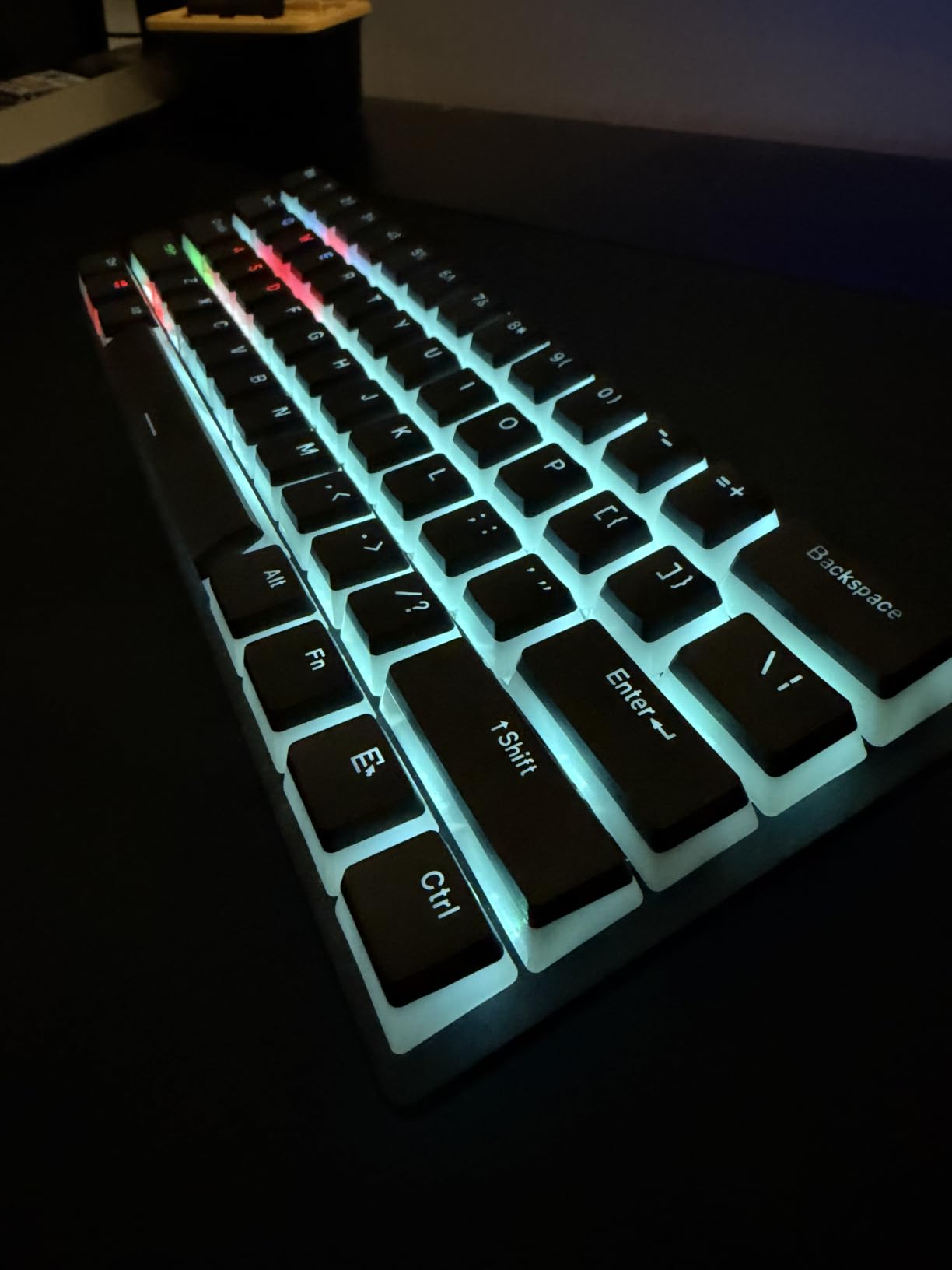 Womier Pudding Keycaps, PBT Shine Through Keycaps Black 164 Keys Set customer photo 2