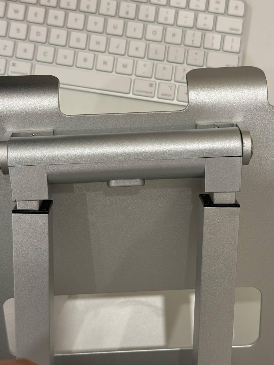 tounee Laptop Stand for Desk Adjustable Height, Telescopic Computer Stand with Pull Out Design Ergonomic Laptop Riser Fits All Laptops 10-17